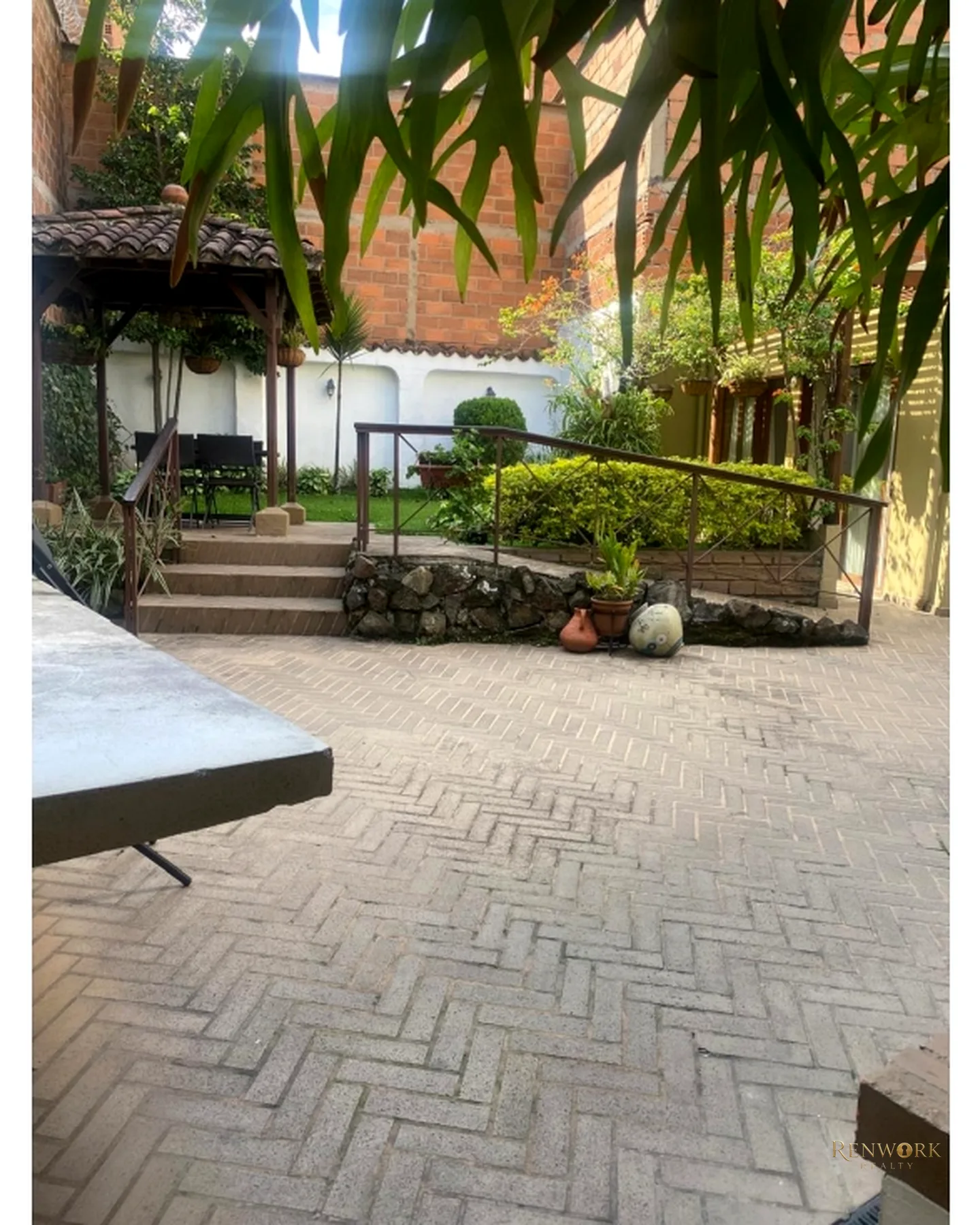 CASA LOTE EN VENTA SECTOR LAURELES ZONA ROSA · foto 11