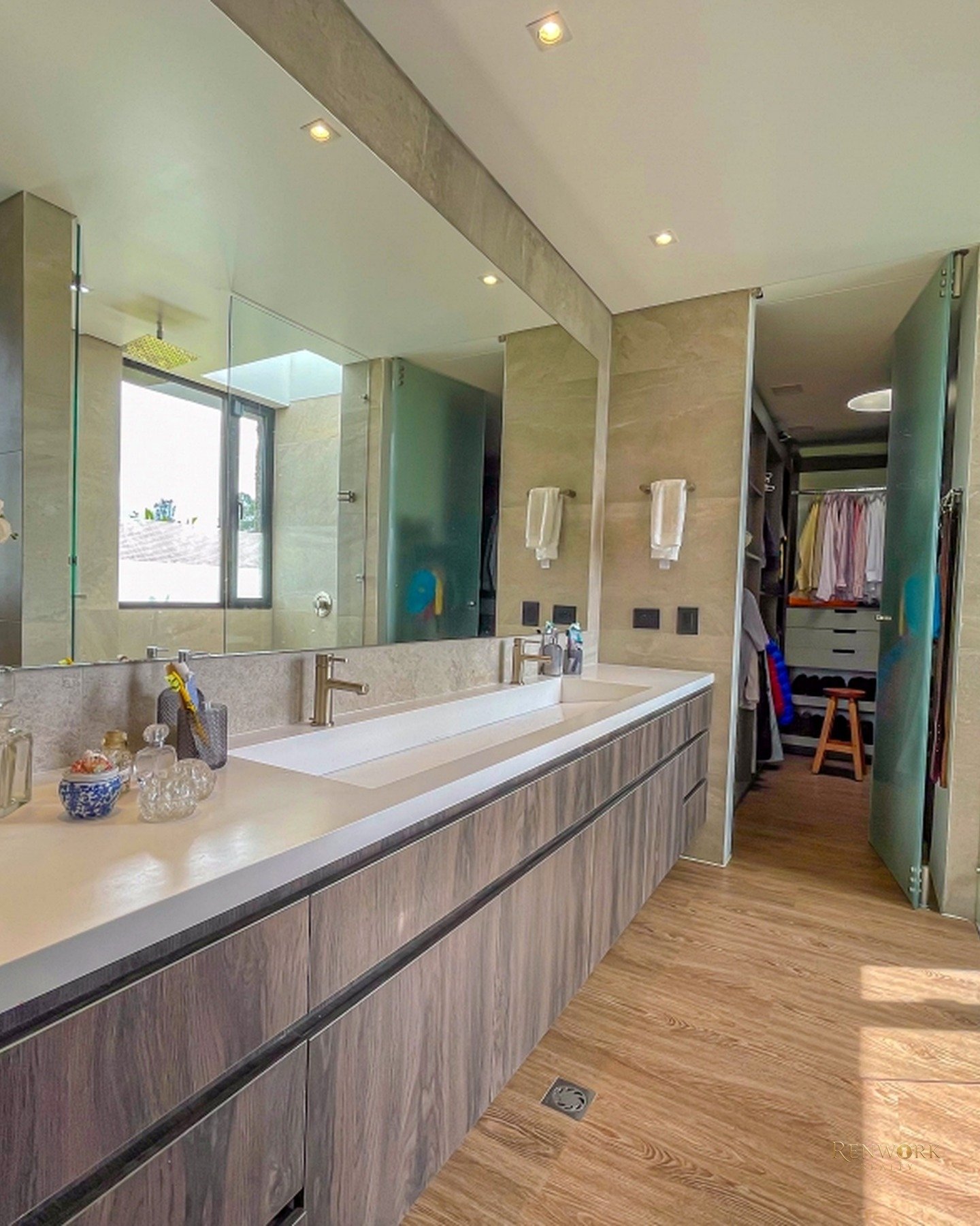 CASA MODERNA EN EL ALTO DE PALMAS LOTE PLANO · foto 21
