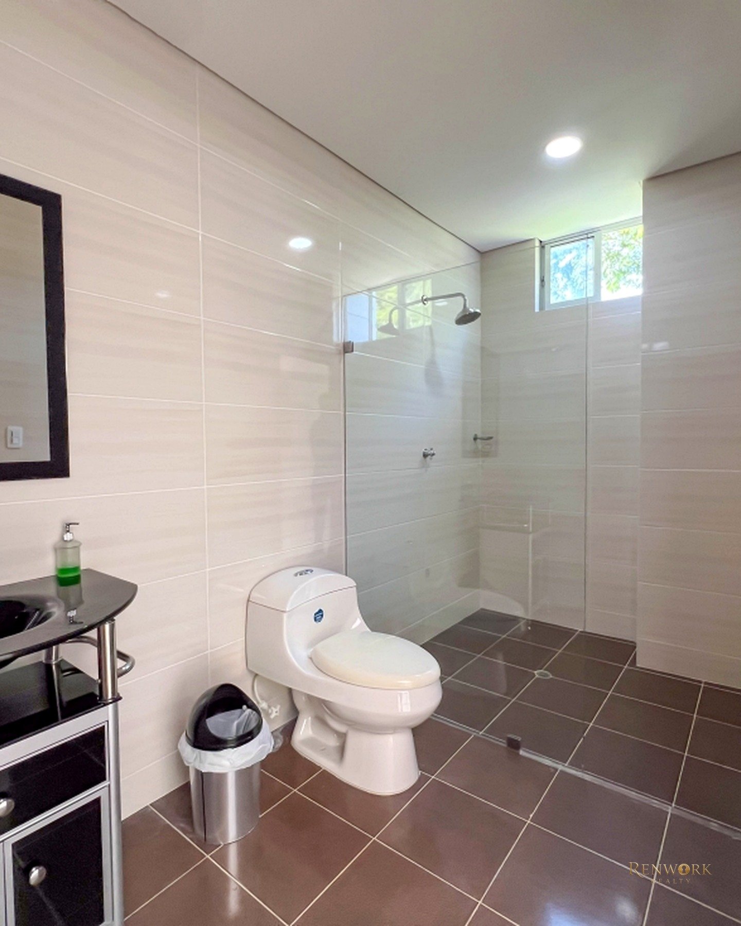 CASA MODERNA EN SAN JERONIMO 12 HABITACIONES PISCINA · foto 15