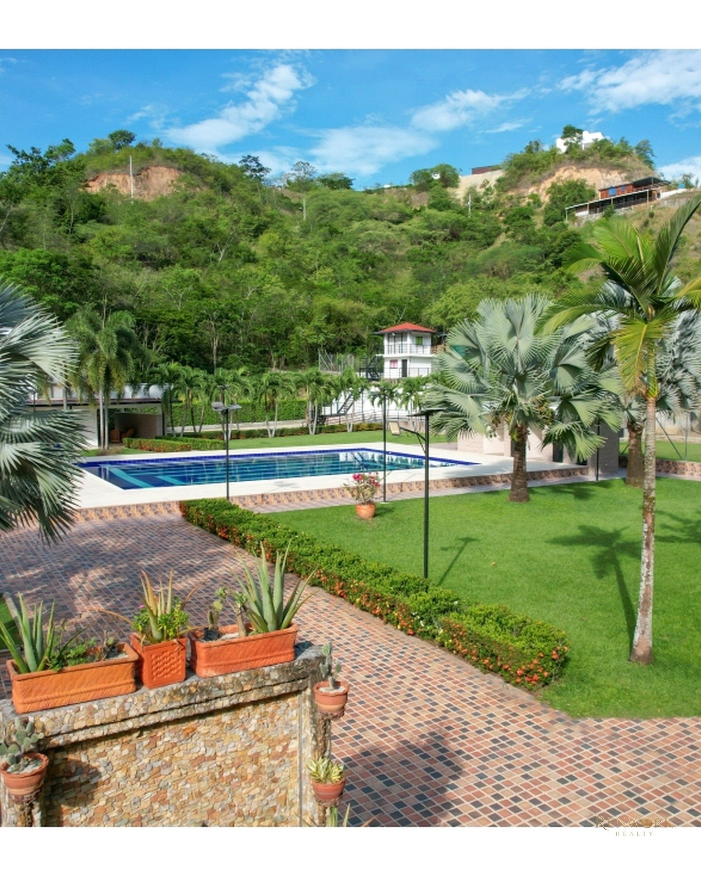 CASA MODERNA EN SAN JERONIMO 12 HABITACIONES PISCINA · foto 8