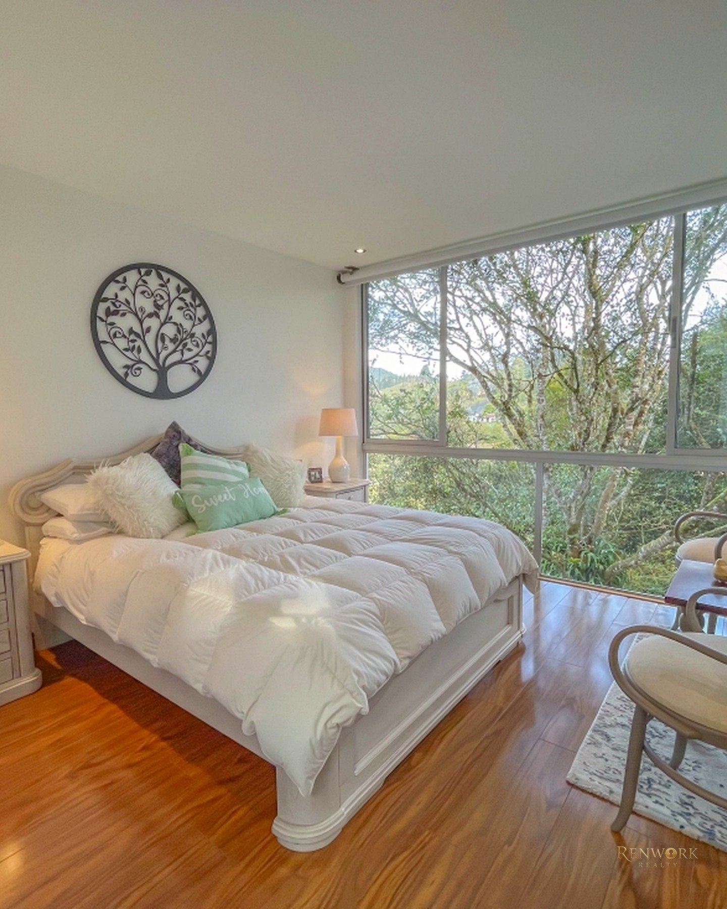 CASA MODERNA FAMILIAR EN EL RETIRO CON BOSQUE Y RIO · foto 15