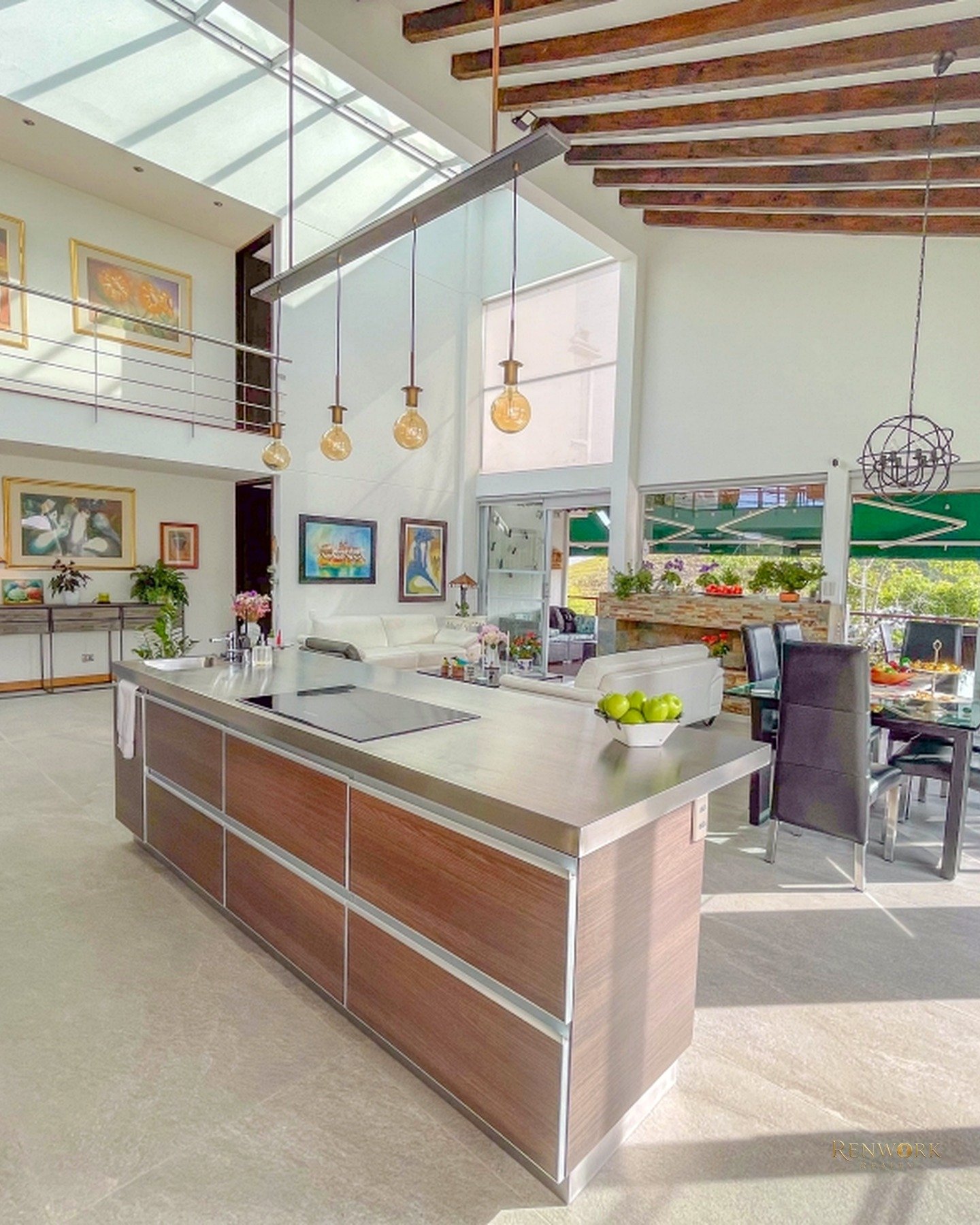 CASA MODERNA FAMILIAR EN EL RETIRO CON BOSQUE Y RIO · foto 9