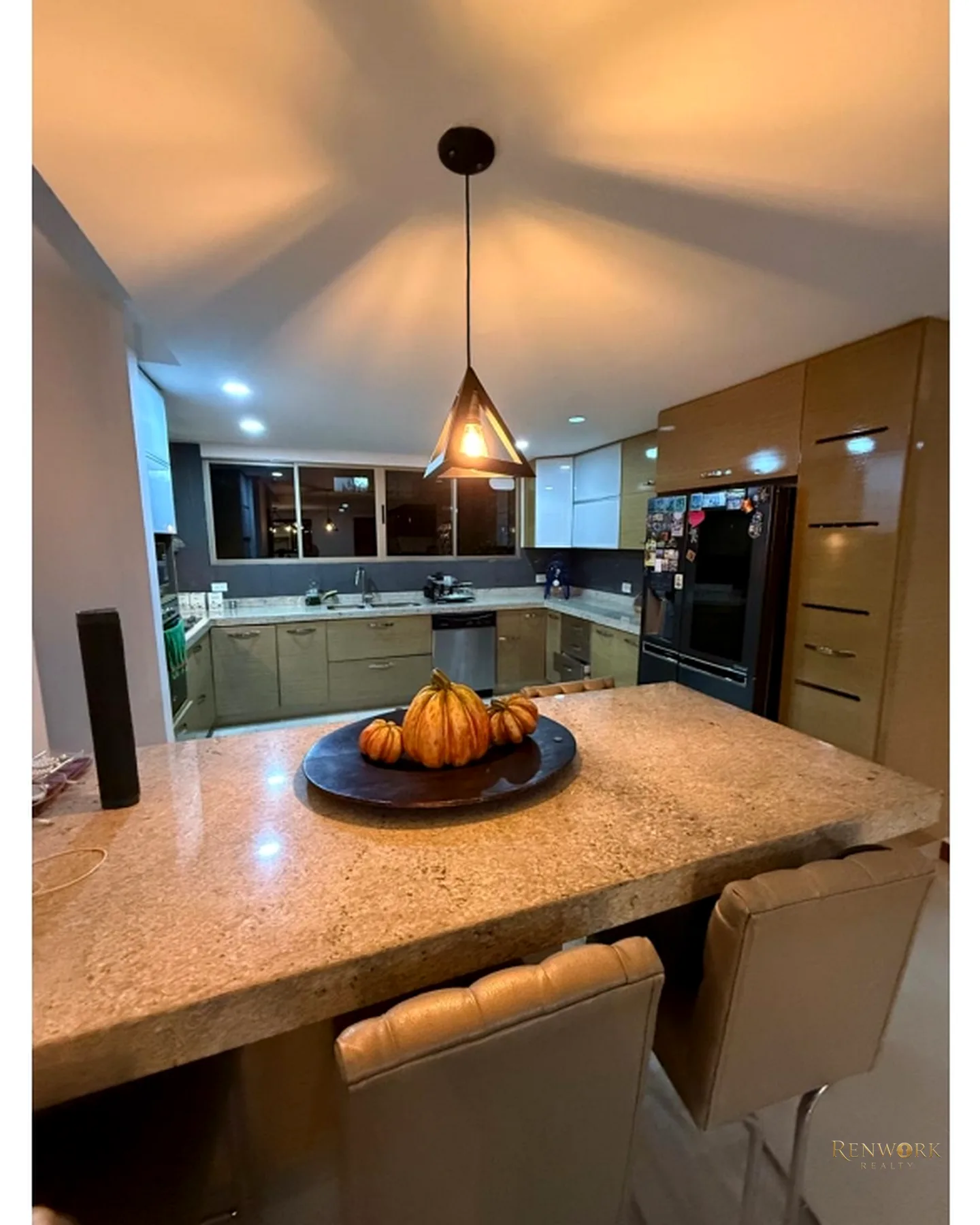 CASA PARA LA VENTA EN EEL SECTOR DEL CARMELO, SABANETA · foto 3