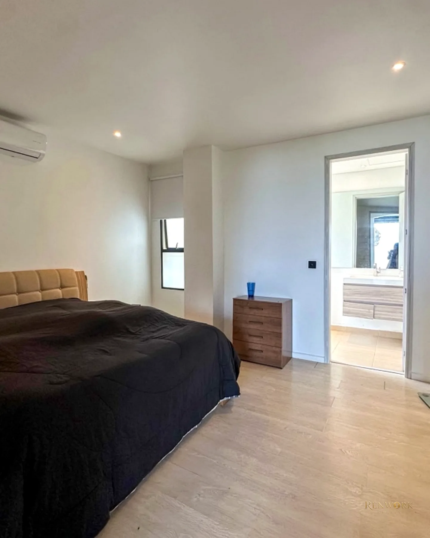 CASA PARA LA VENTA EN EL POBLADO, EN UNIDAD CERRADA · foto 9