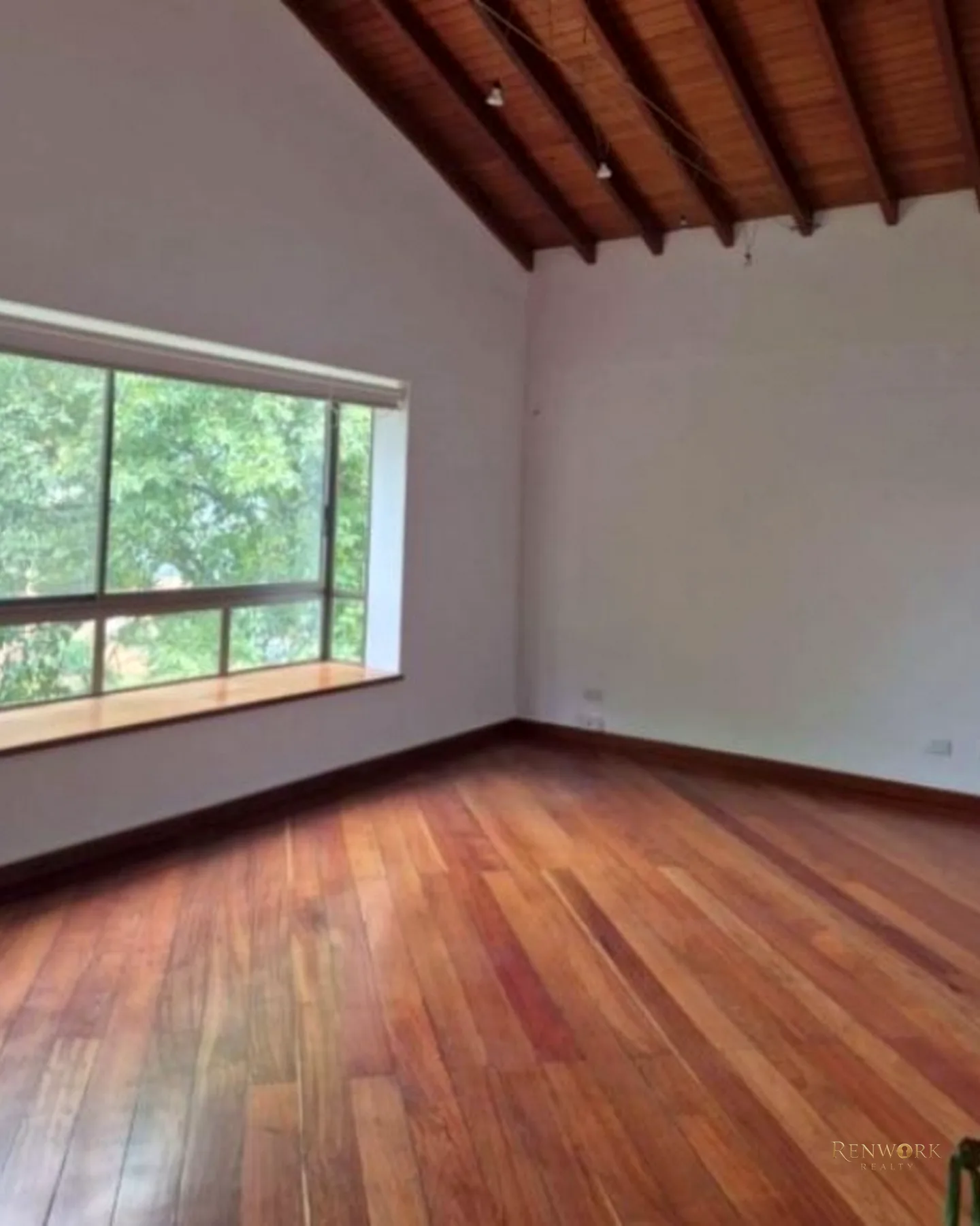 CASA PARA LA VENTA EN ENVIGADO TRANSVERSAL INTERMEDIA · foto 23