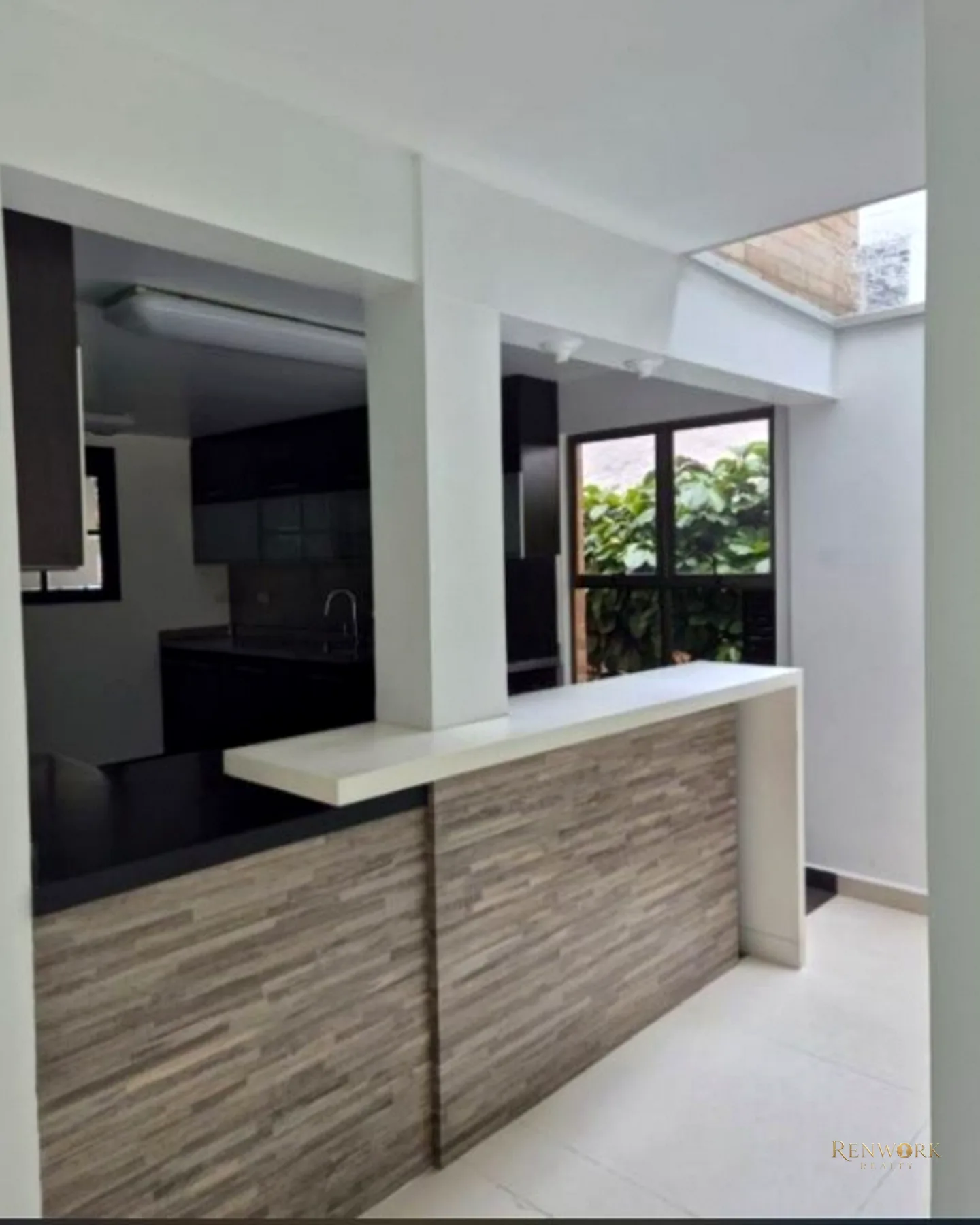 CASA PARA LA VENTA EN ENVIGADO TRANSVERSAL INTERMEDIA · foto 2