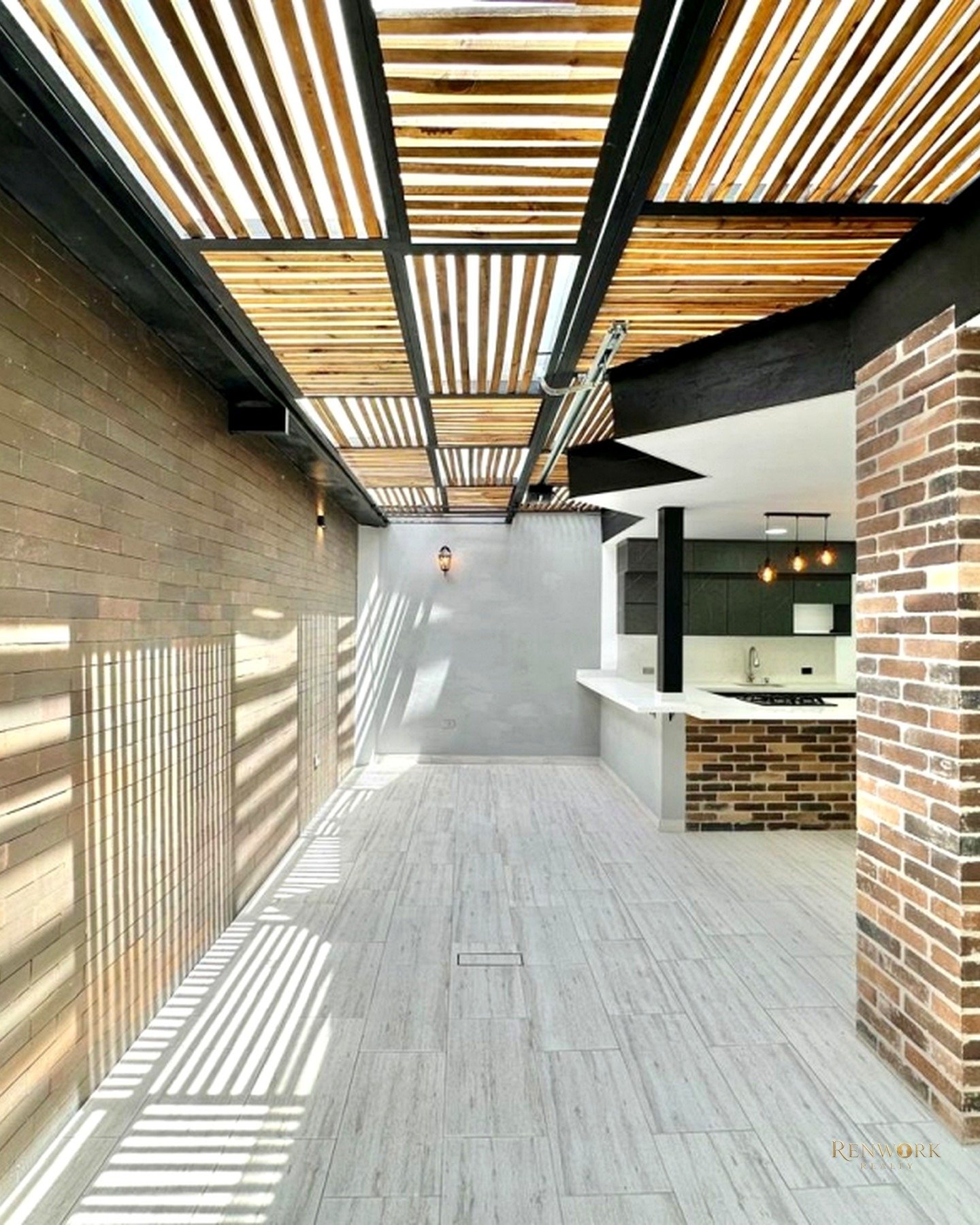CASA PARA LA VENTA EN LA CEJA, EN UNIDAD CERRADA · foto 4