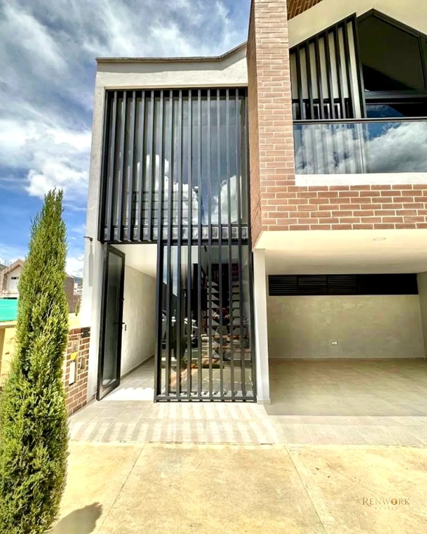 CASA PARA LA VENTA EN LA CEJA, EN UNIDAD CERRADA · foto 3