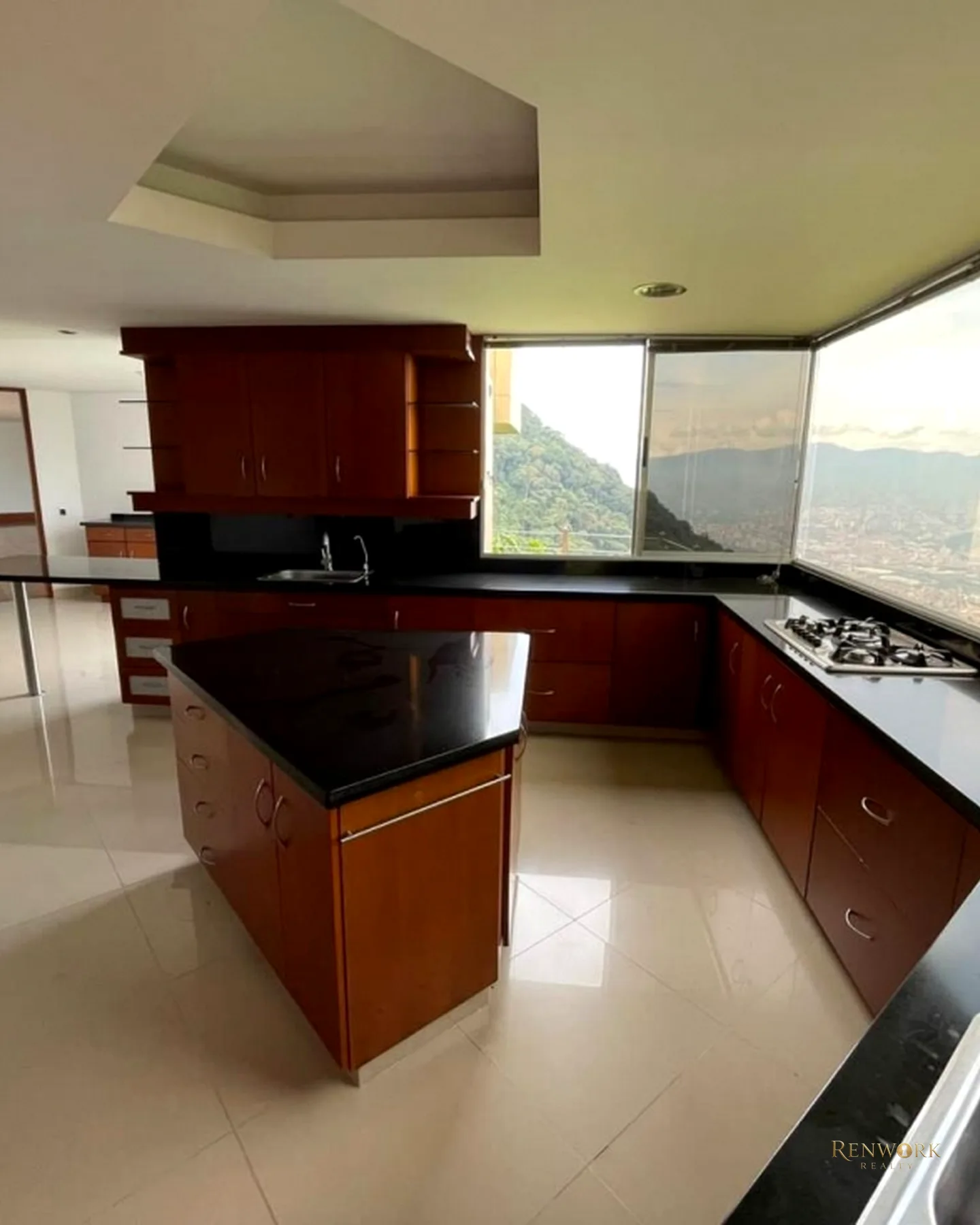 CASA PARA LA VENTA EN LAS PALMAS CON VISTA ESPECTACULAR · foto 2