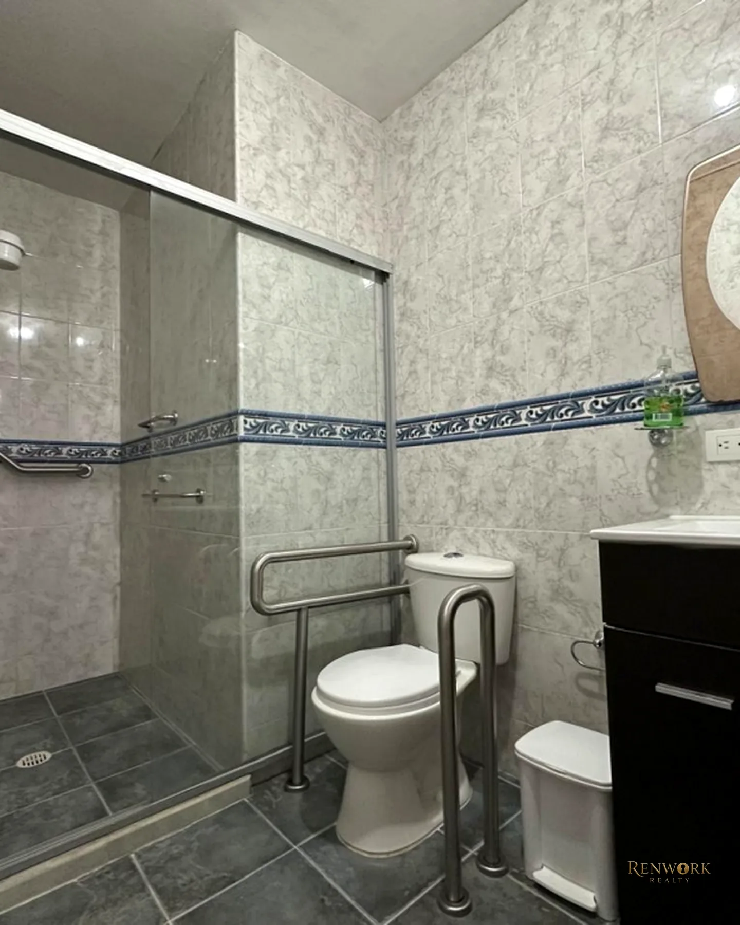 CASA PARA LA VENTA EN LAURELES MEDELLIN · foto 11