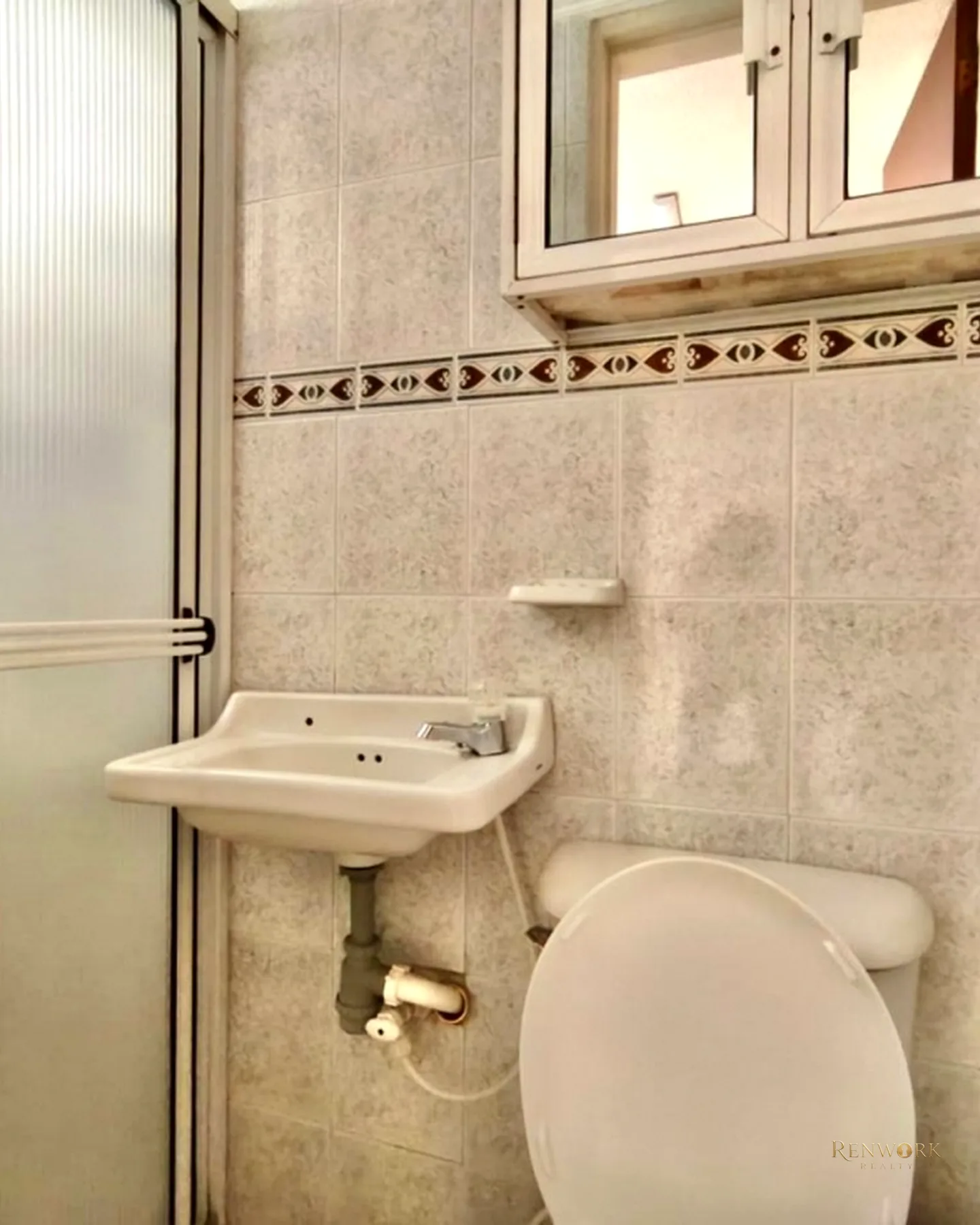 CASA PARA LA VENTA EN LAURELES, SECTOR ESTADIO · foto 8