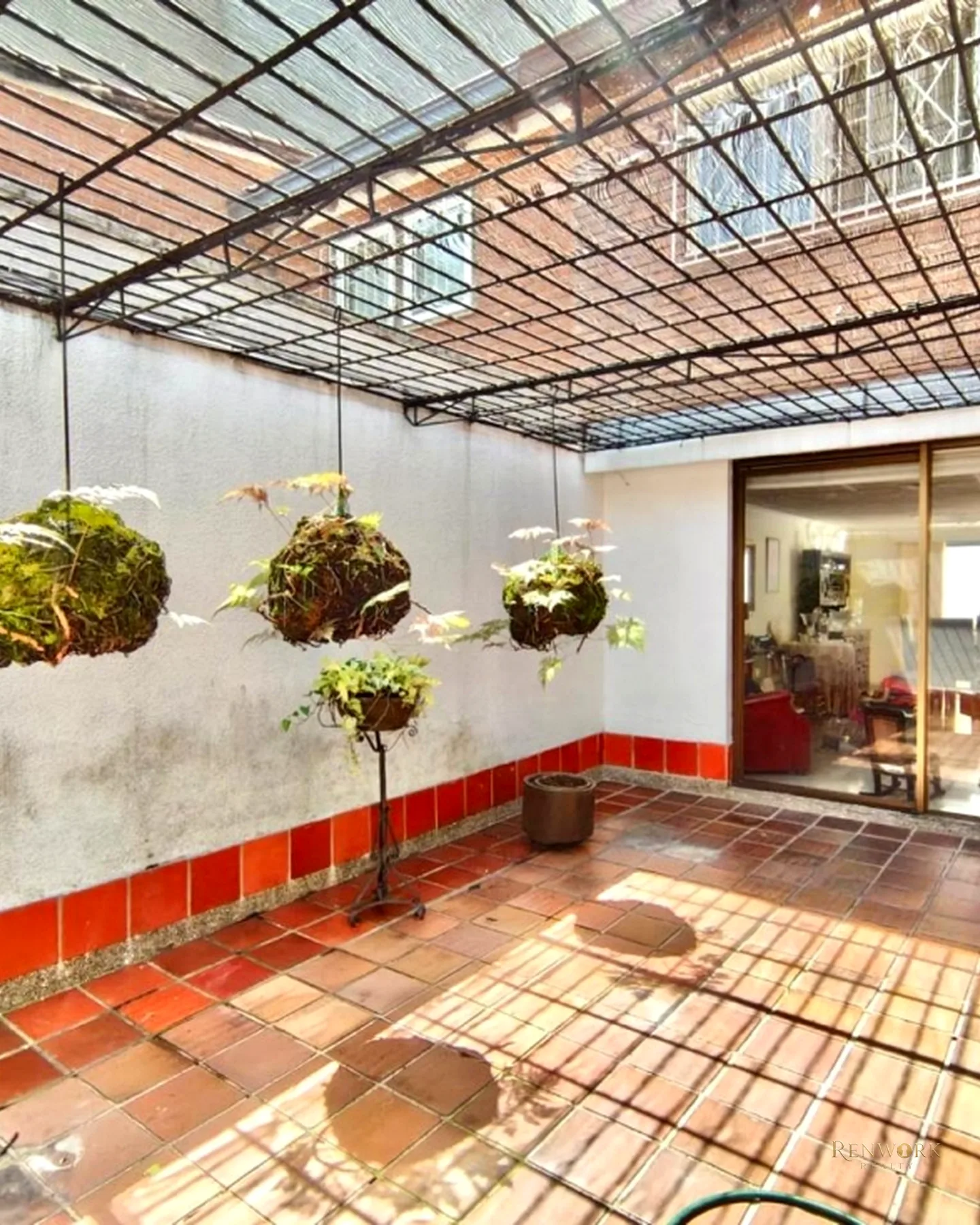 CASA PARA LA VENTA EN LAURELES, SECTOR ESTADIO · foto 13