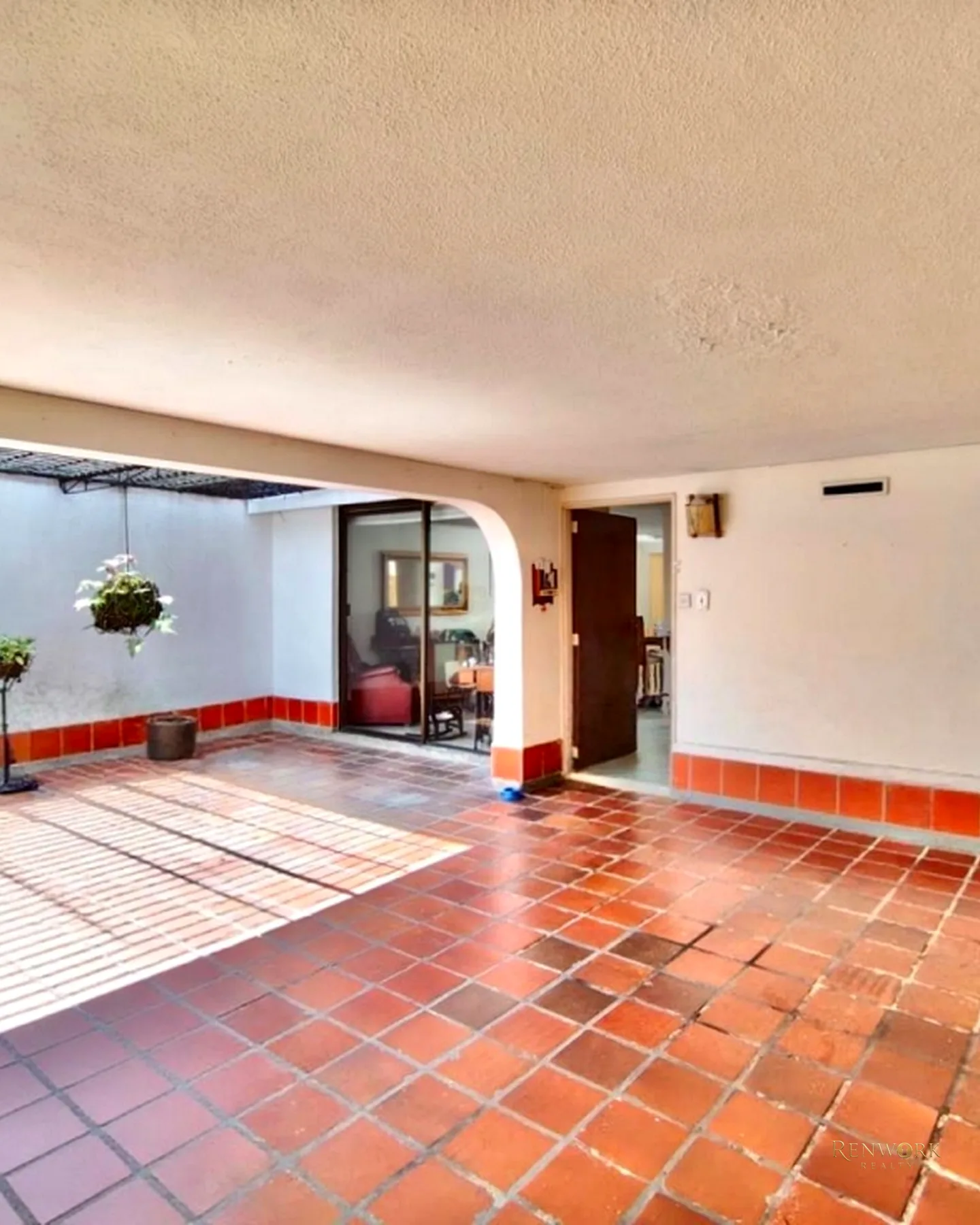 CASA PARA LA VENTA EN LAURELES, SECTOR ESTADIO · foto 15