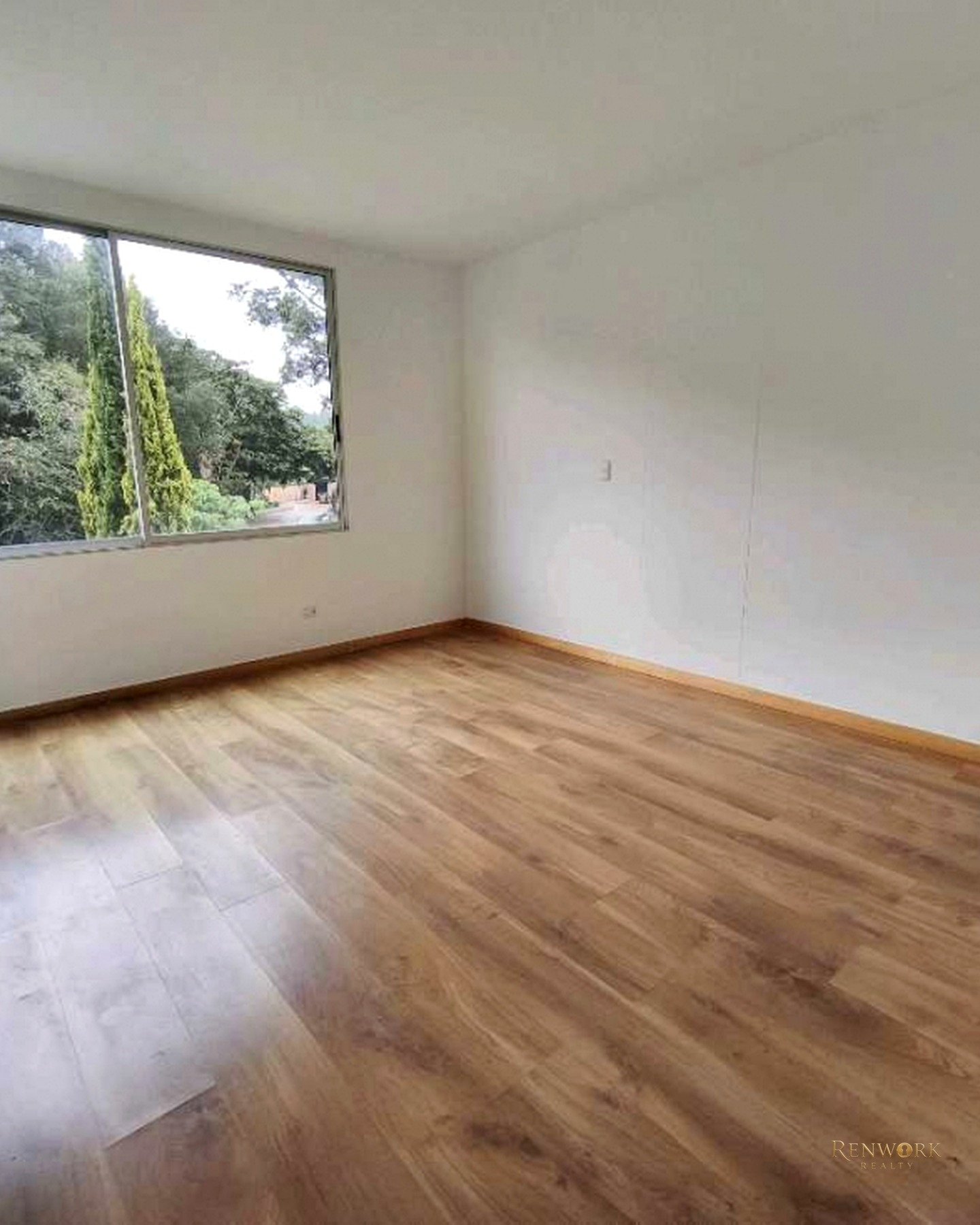 CASA PARA LA VENTA EN LLANOGRANDE · foto 12