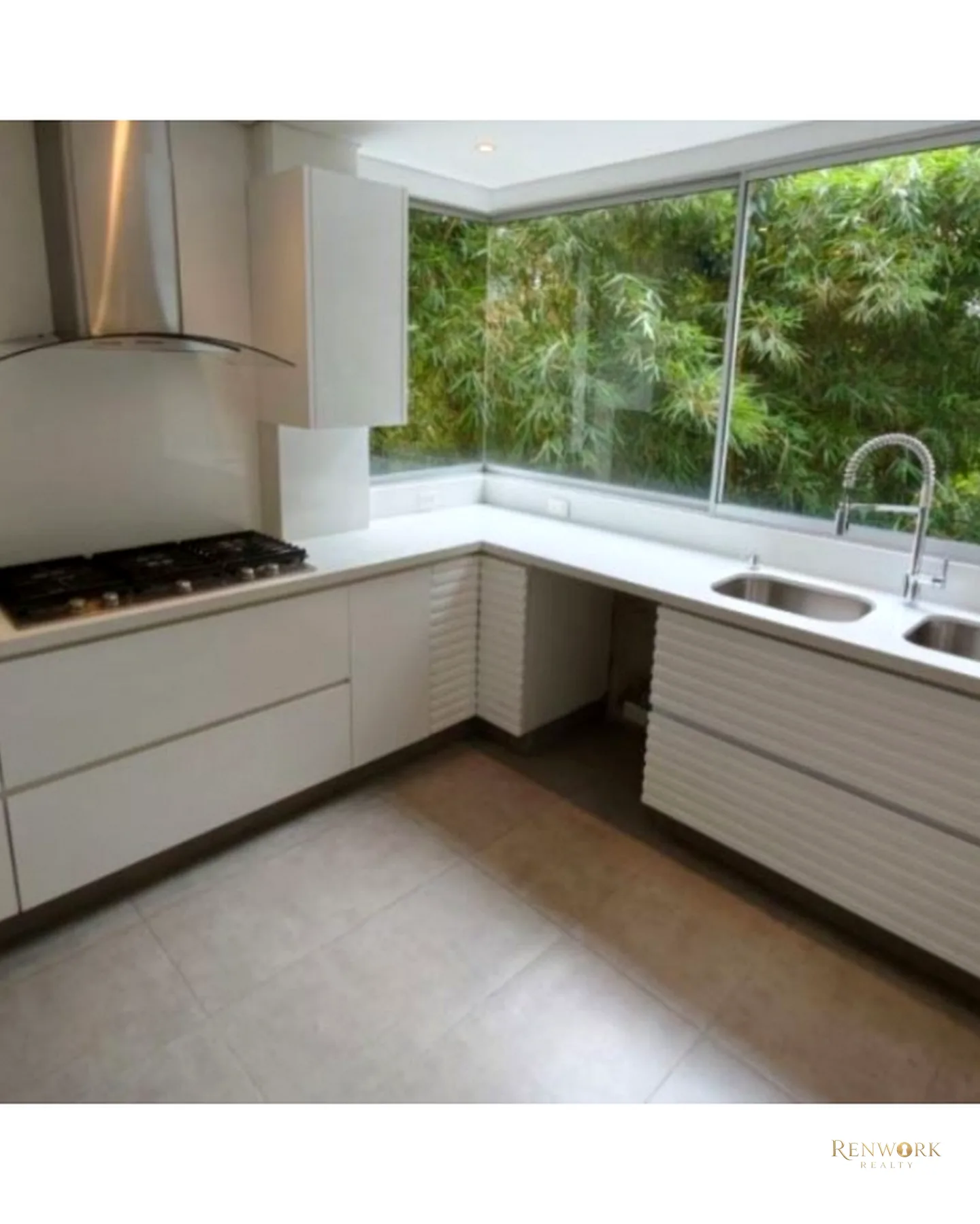CASA PARA LA VENTA EN SABANETA SAN REMO · foto 4