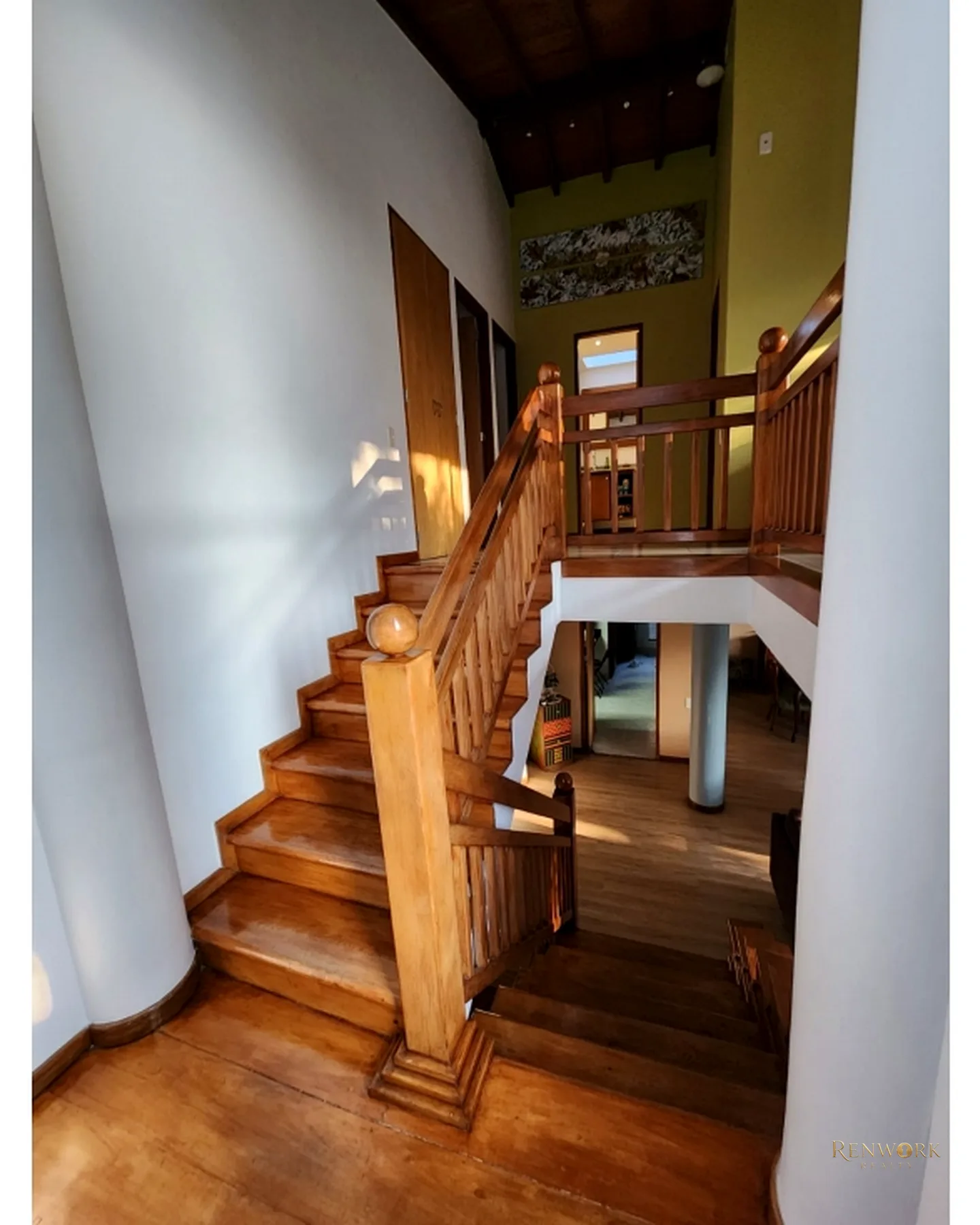 CASA PARA LA VENTA EN SAN LUCAS, FRENTE AL MALL, POBLADO · foto 11