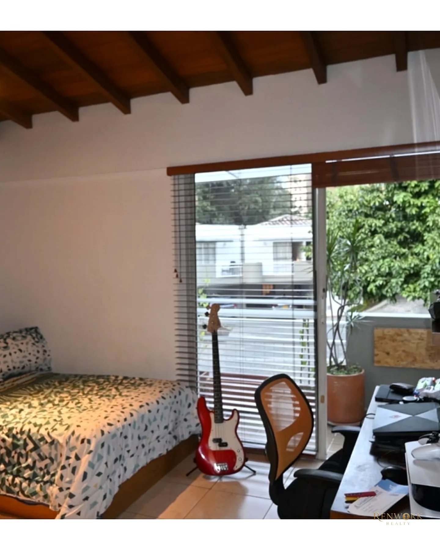 CASA PARA LA VENTA EN SAN LUCAS, FRENTE AL MALL, POBLADO · foto 17