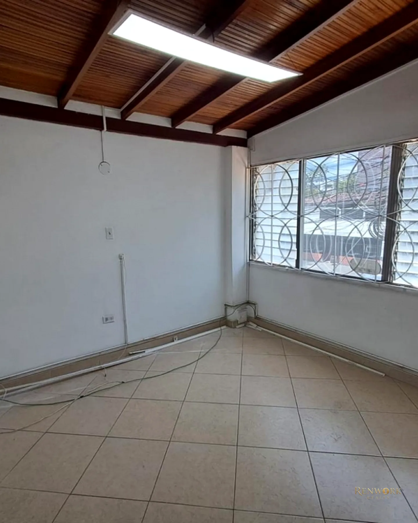 CASA PARA LA VENTA EN SURAMERICANA · foto 14