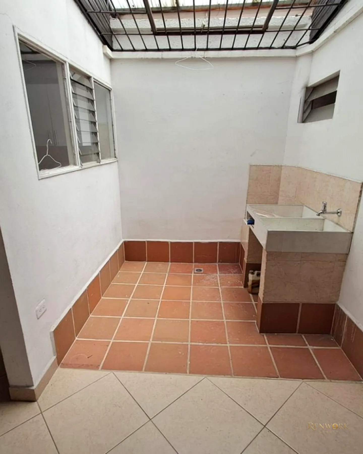 CASA PARA LA VENTA EN SURAMERICANA · foto 19