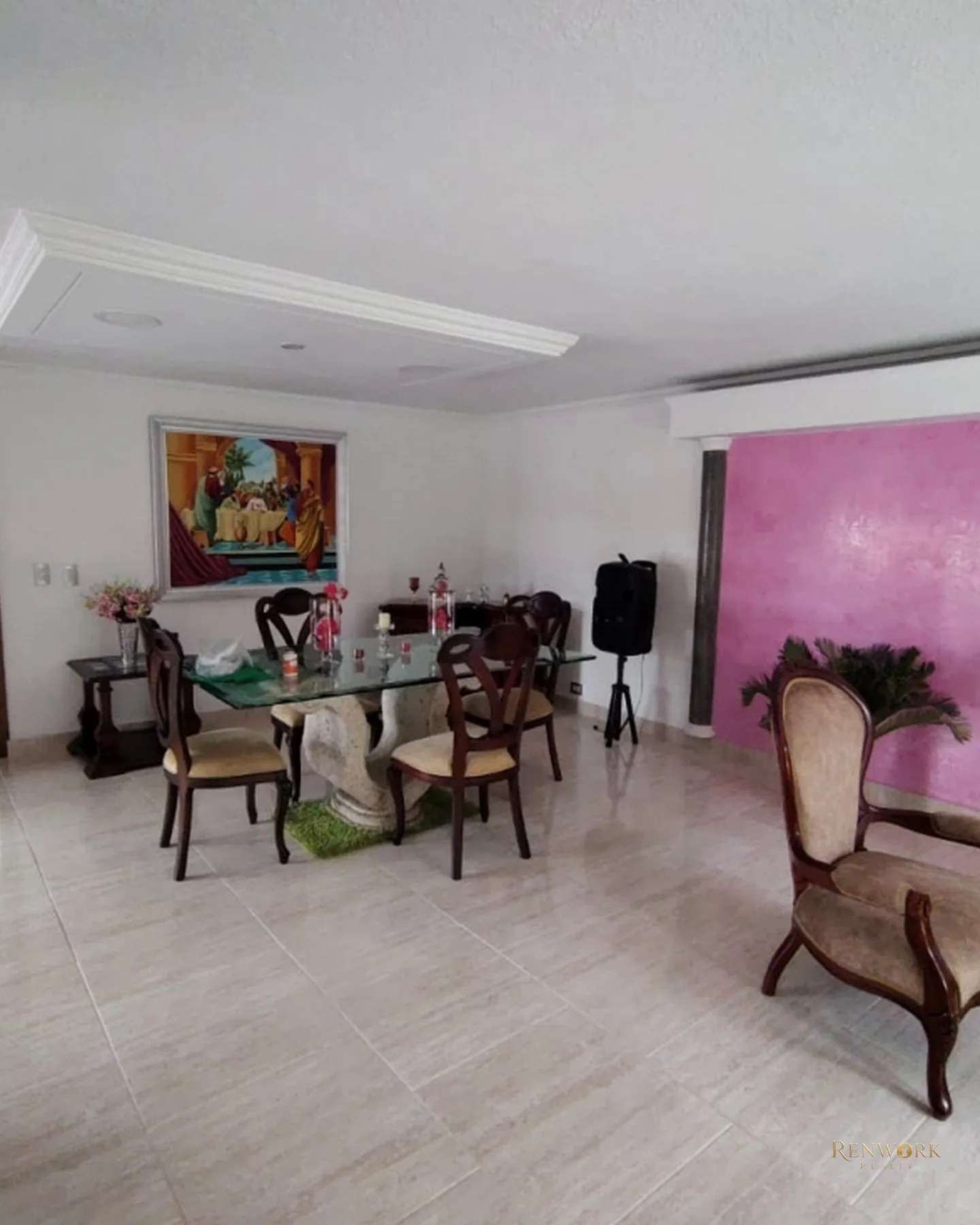 CASA PRIMER PISO LAURELES LA CASTELLANA CERCA AL EXITO DE LA 80 · foto 2