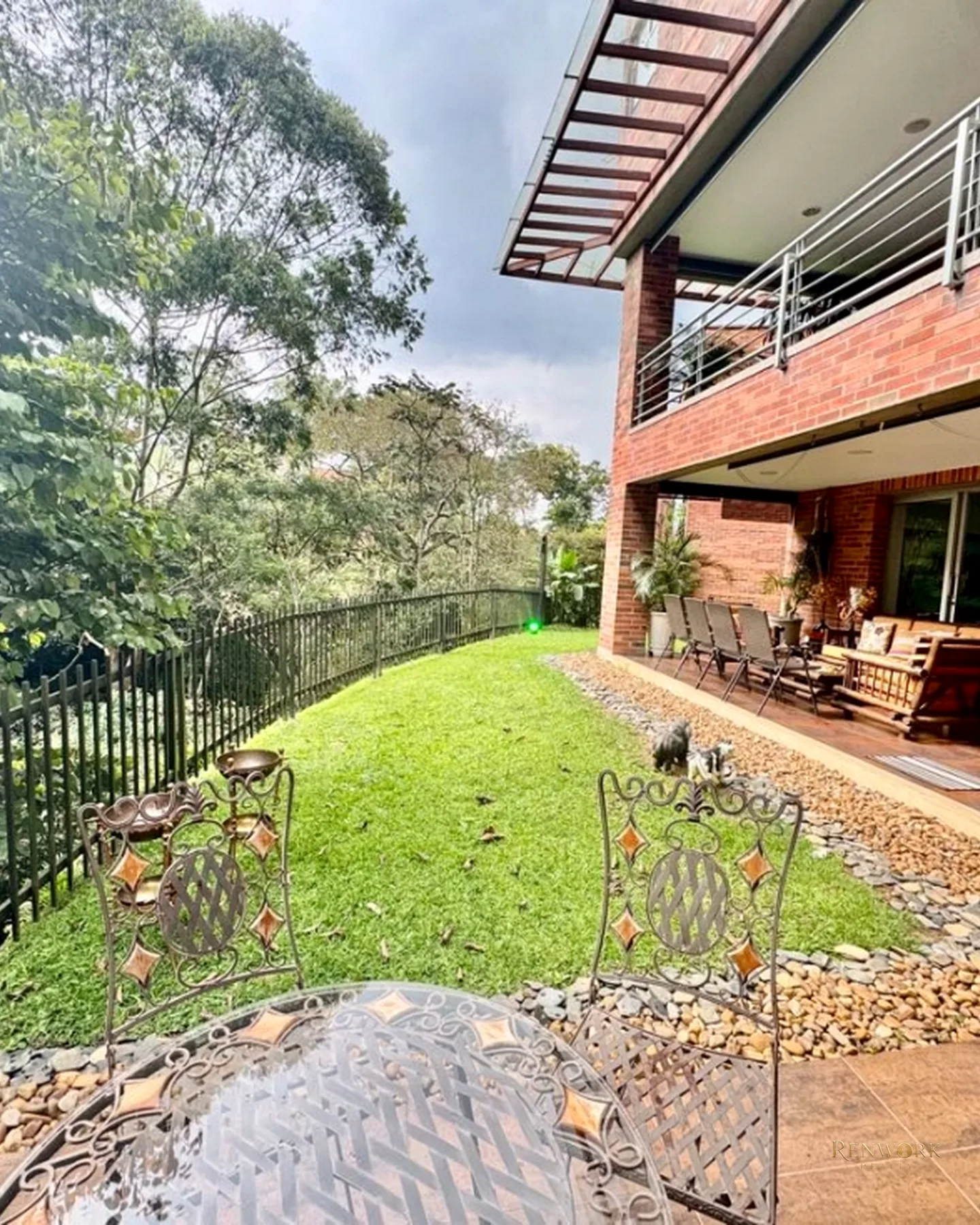 CASA SECTOR BENEDICTINOS CON GRAN JARDÍN · foto 6
