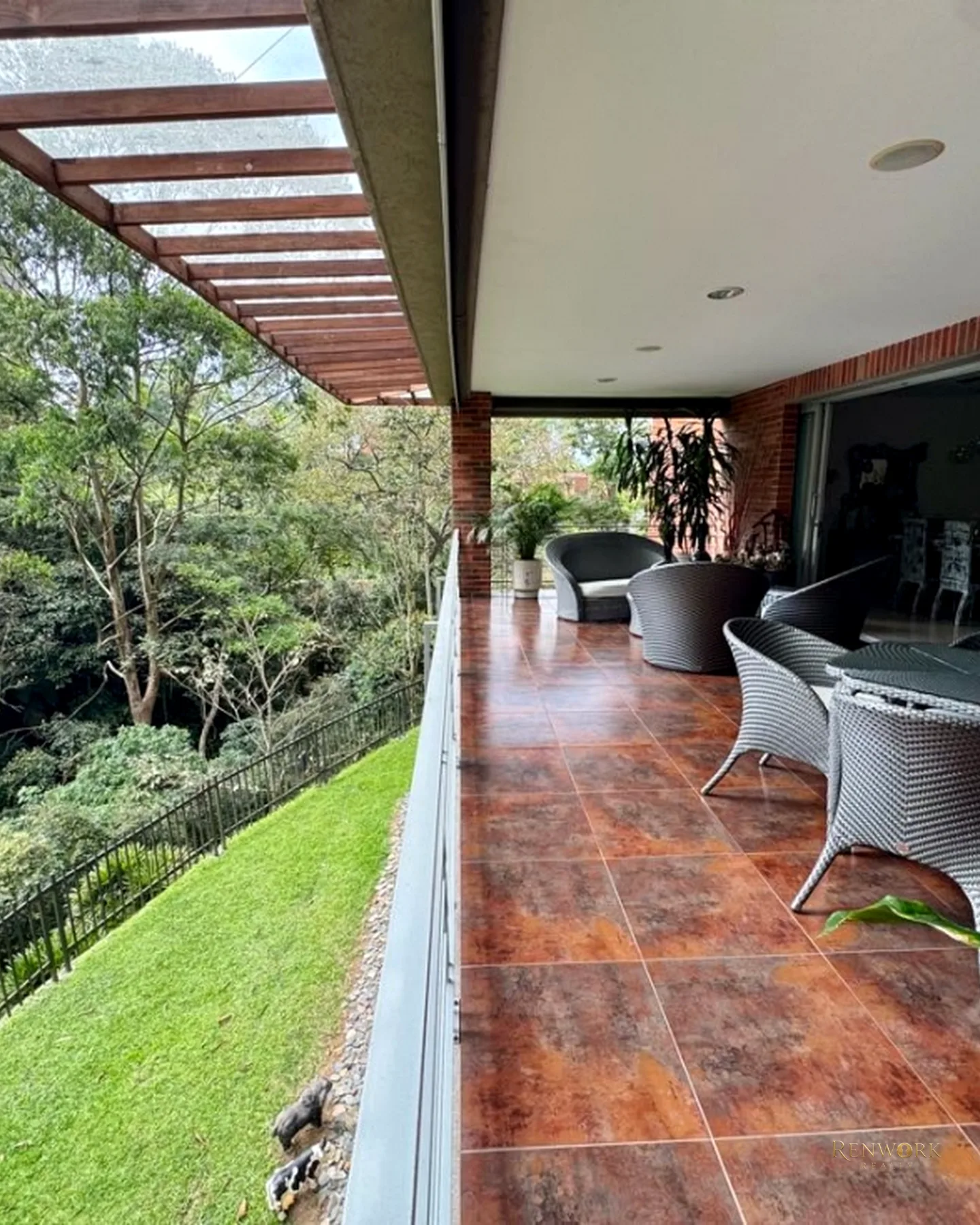 CASA SECTOR BENEDICTINOS CON GRAN JARDÍN · foto 14