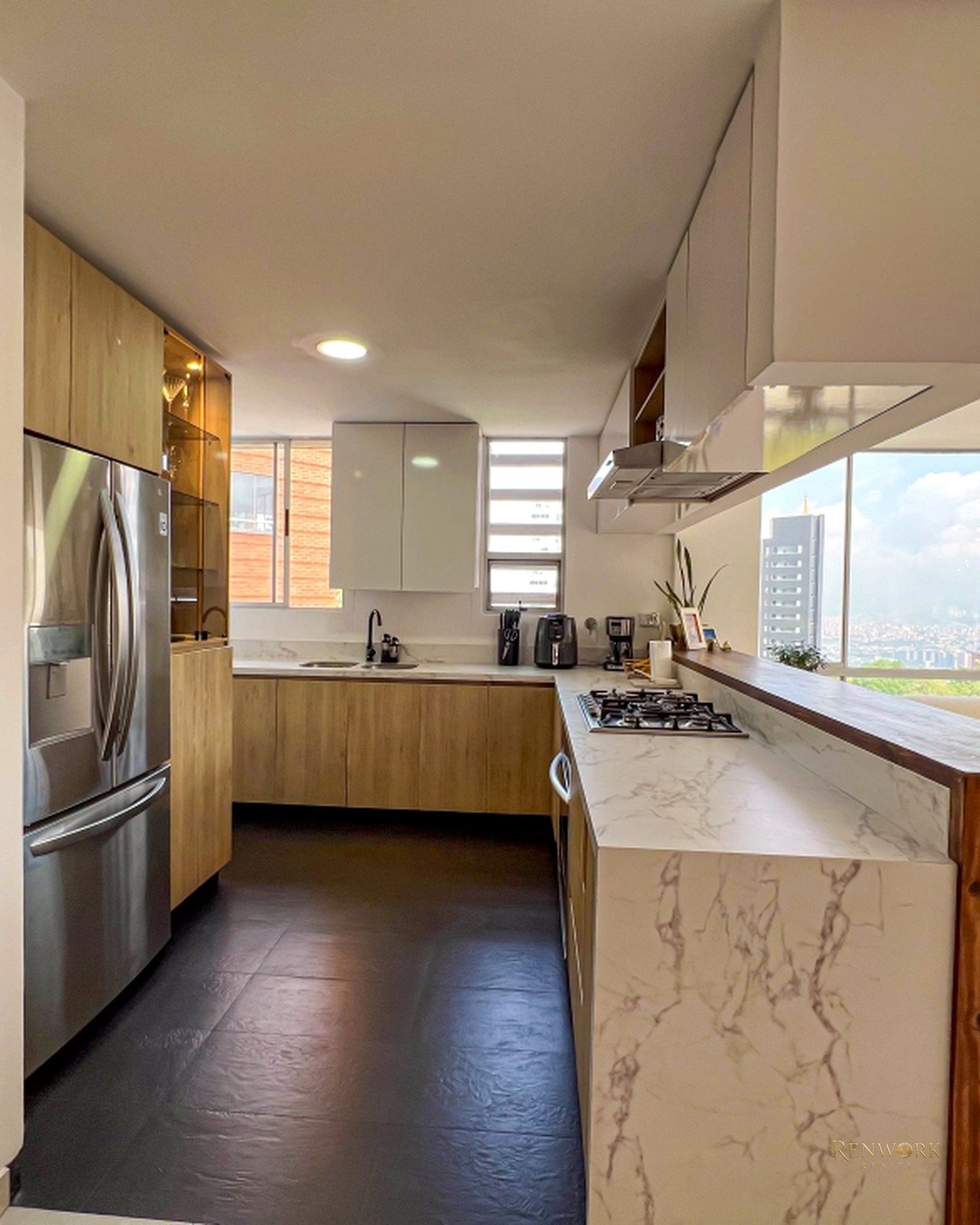 DUPLEX CON TERRAZA CERCA AL TESORO 3 HABITACIONES, IDEAL PARA NIÑOS · foto 9
