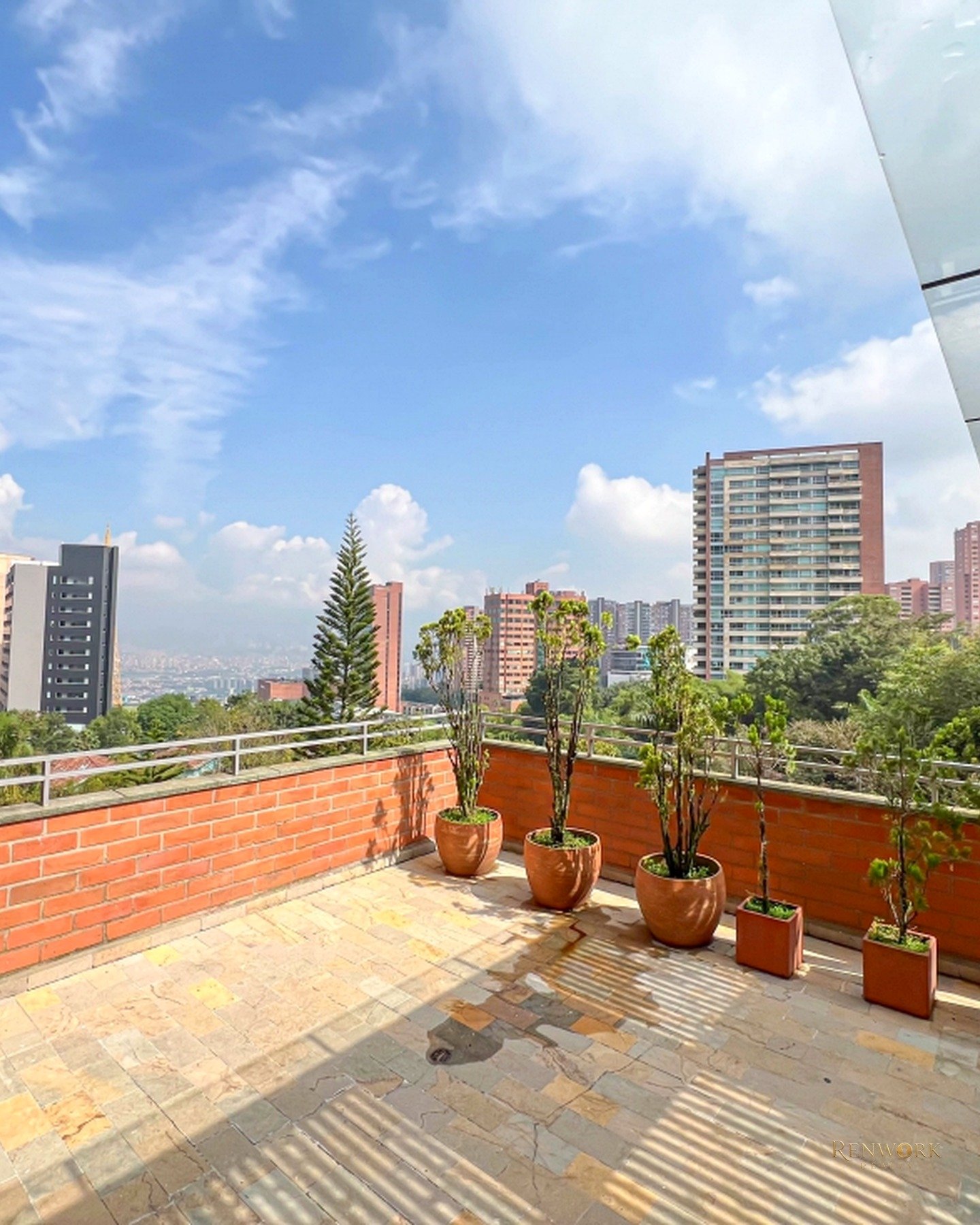 DUPLEX CON TERRAZA CERCA AL TESORO 3 HABITACIONES, IDEAL PARA NIÑOS · foto 16