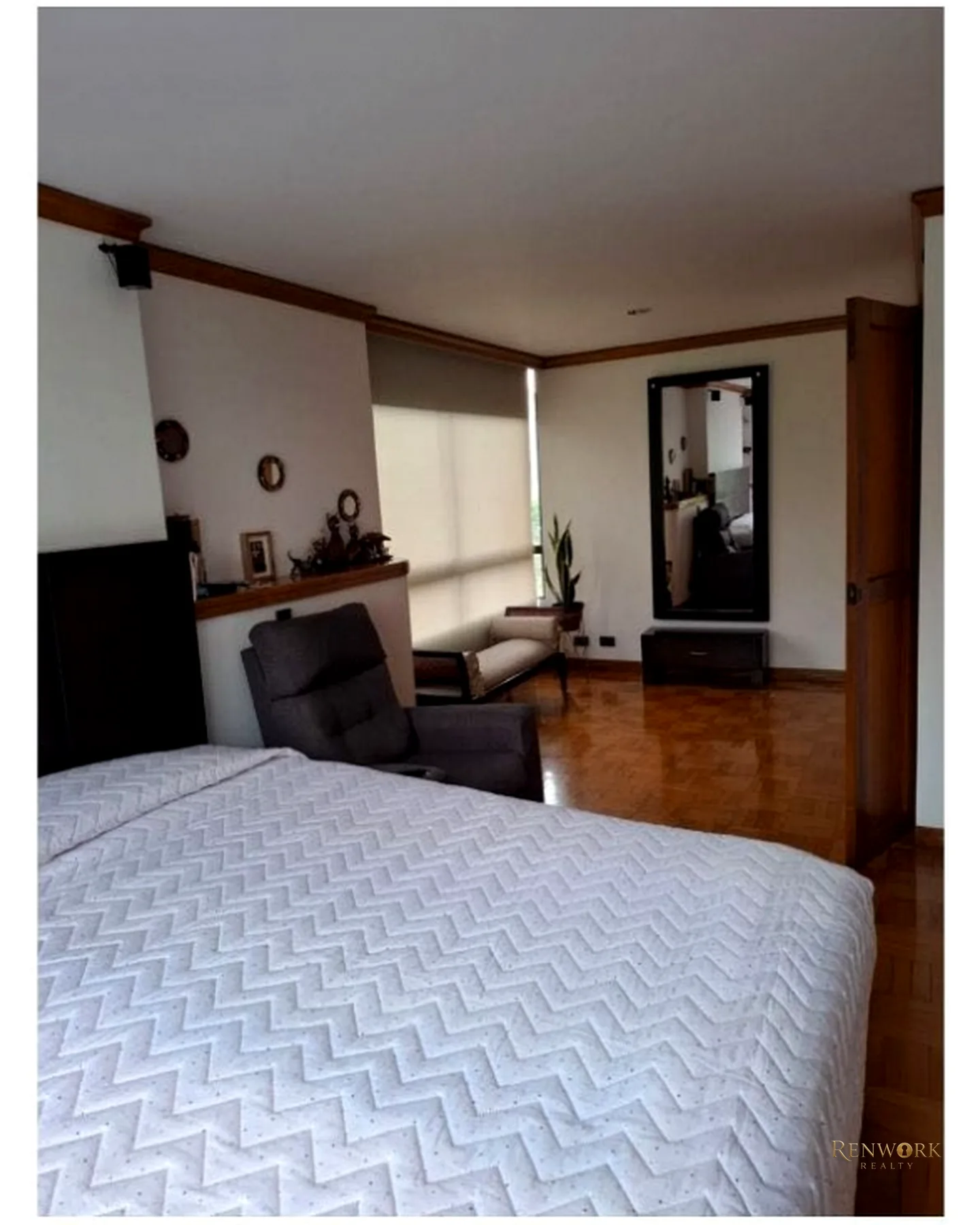 DUPLEX PARA LA VENTA EN POBLADO- PATIO BONITO · foto 4