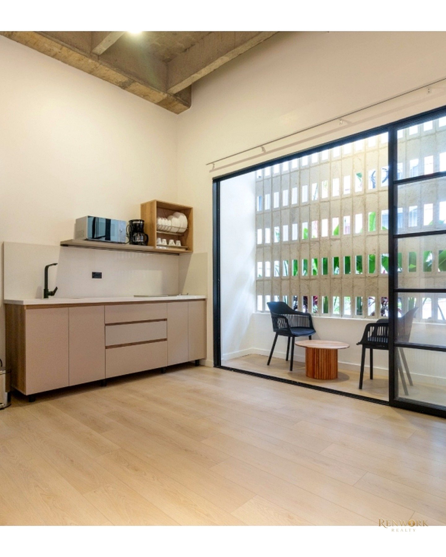 EDIFICIO AMOBLADO EN VENTA MEDELLÍN LAURELES SANTA TERESITA · foto 6