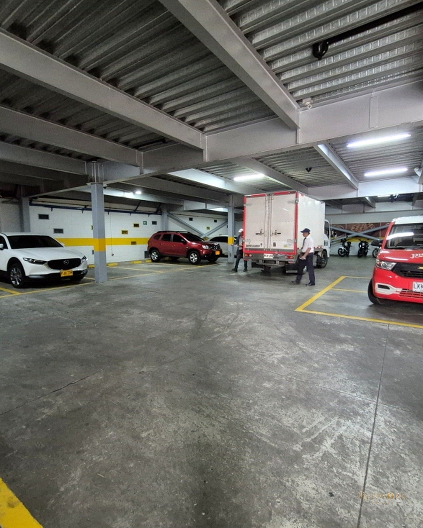 EDIFICIO EN VENTA EN EL POBLADO · foto 18