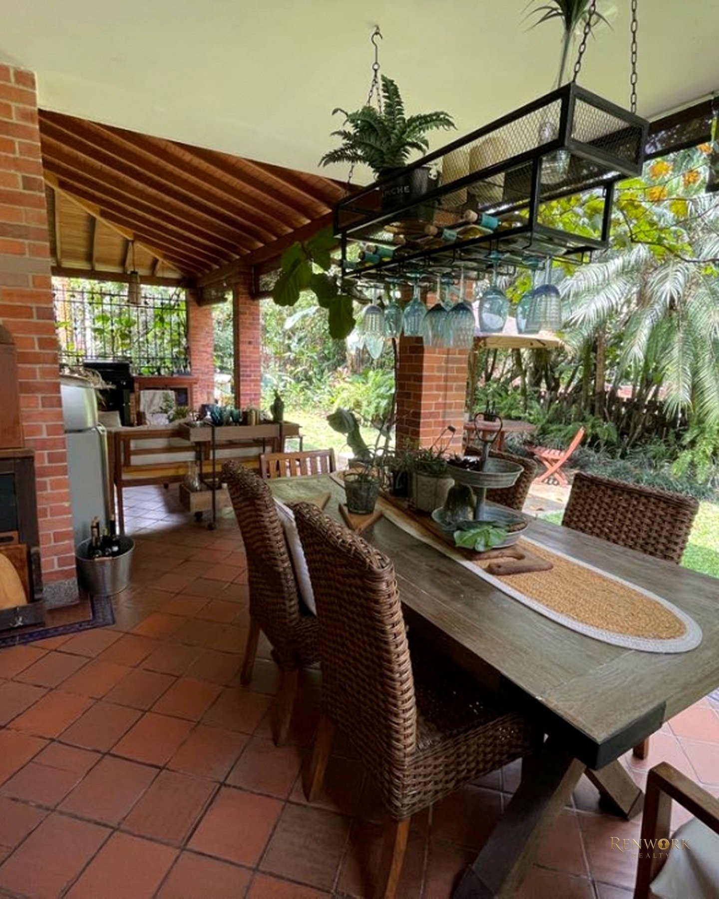EL TOP DE LA CASA: SÚPER TERRAZA CON BBQ Y MANGA! ENVGDO BENEDICTINOS · foto 1