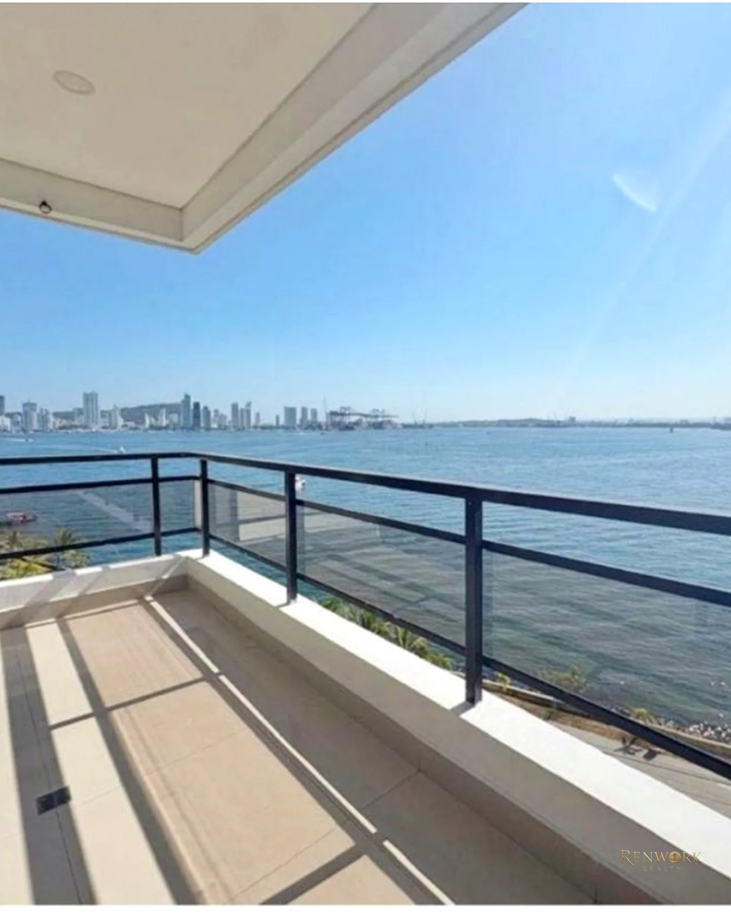 EN VENTA APARTAMENTO CON VISTA A LA BAHÍA EN BOCAGRANDE! · foto 8