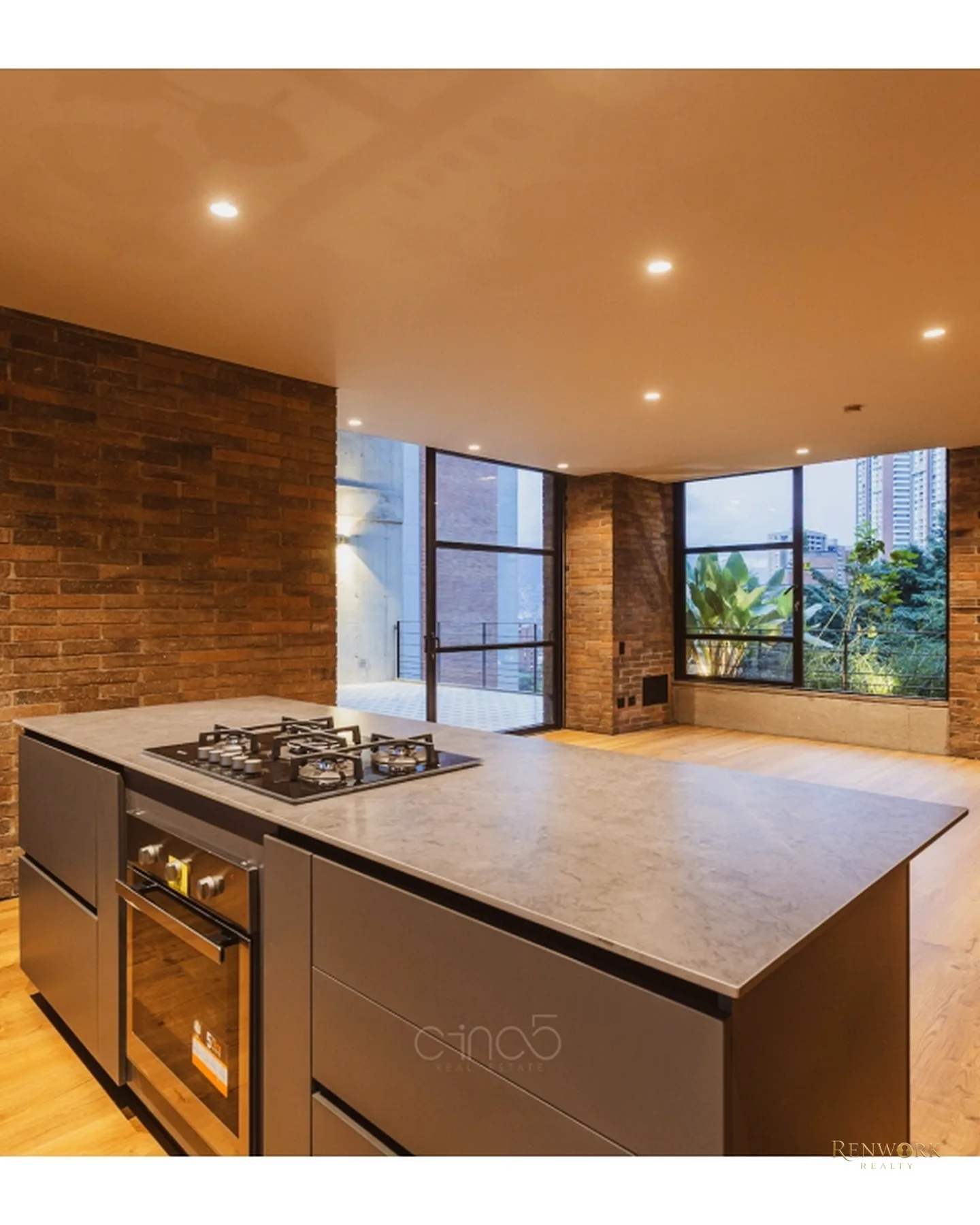 EN VENTA: EXCLUSIVO APARTAMENTO, CASTROPOL, POBLADO · foto 1
