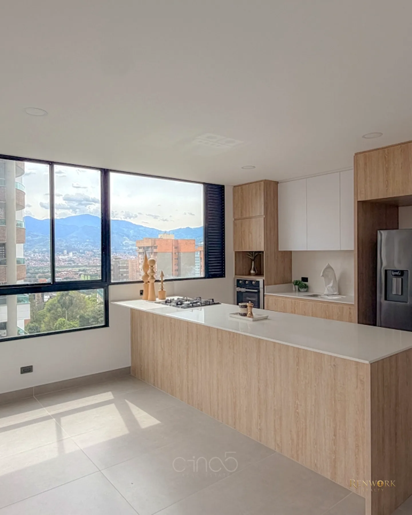 EN VENTA: EXCLUSIVO APARTAMENTO, CASTROPOL, POBLADO. · foto 2