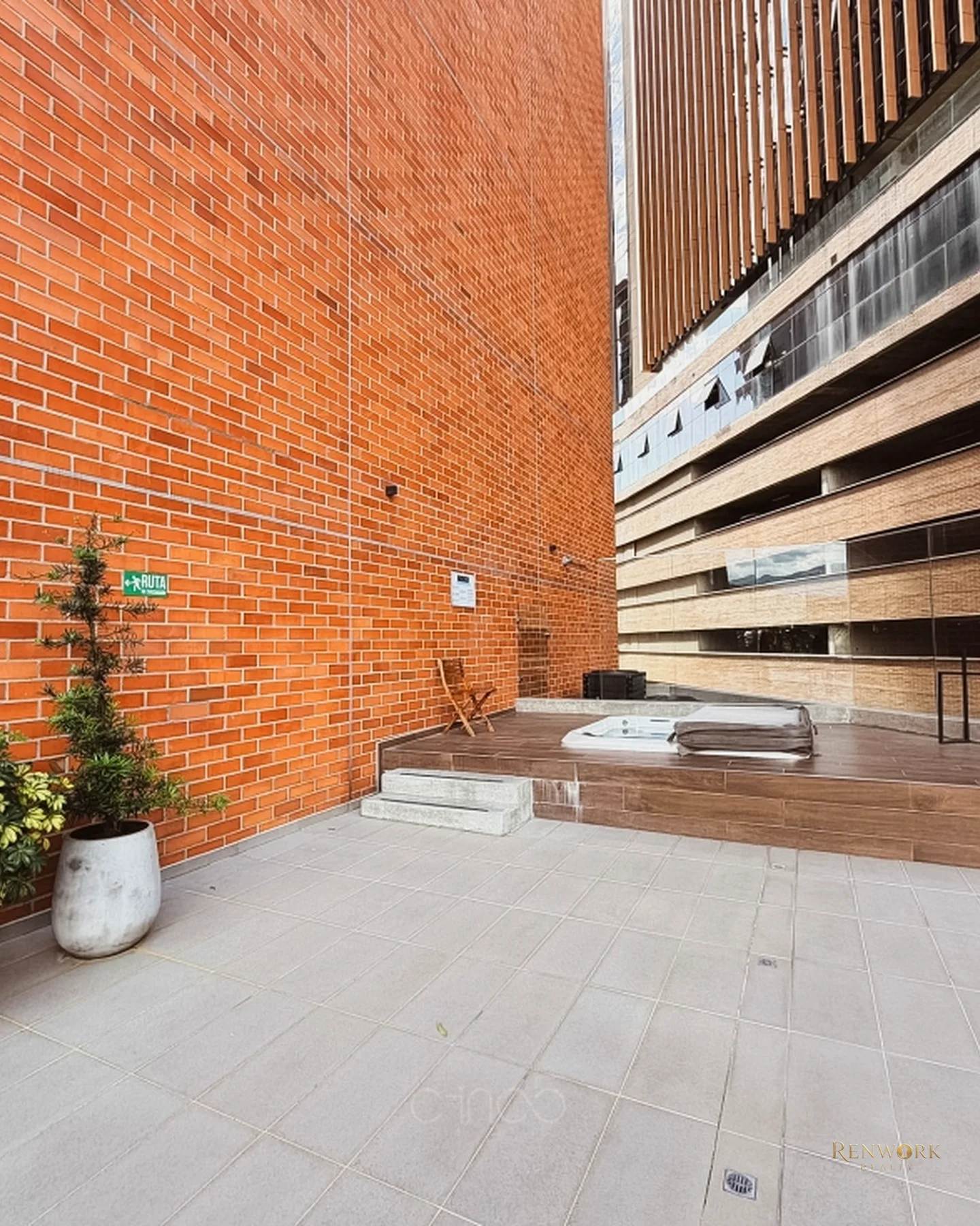 EN VENTA: EXCLUSIVO APARTAMENTO EN ALTOS DEL POBLADO · foto 19