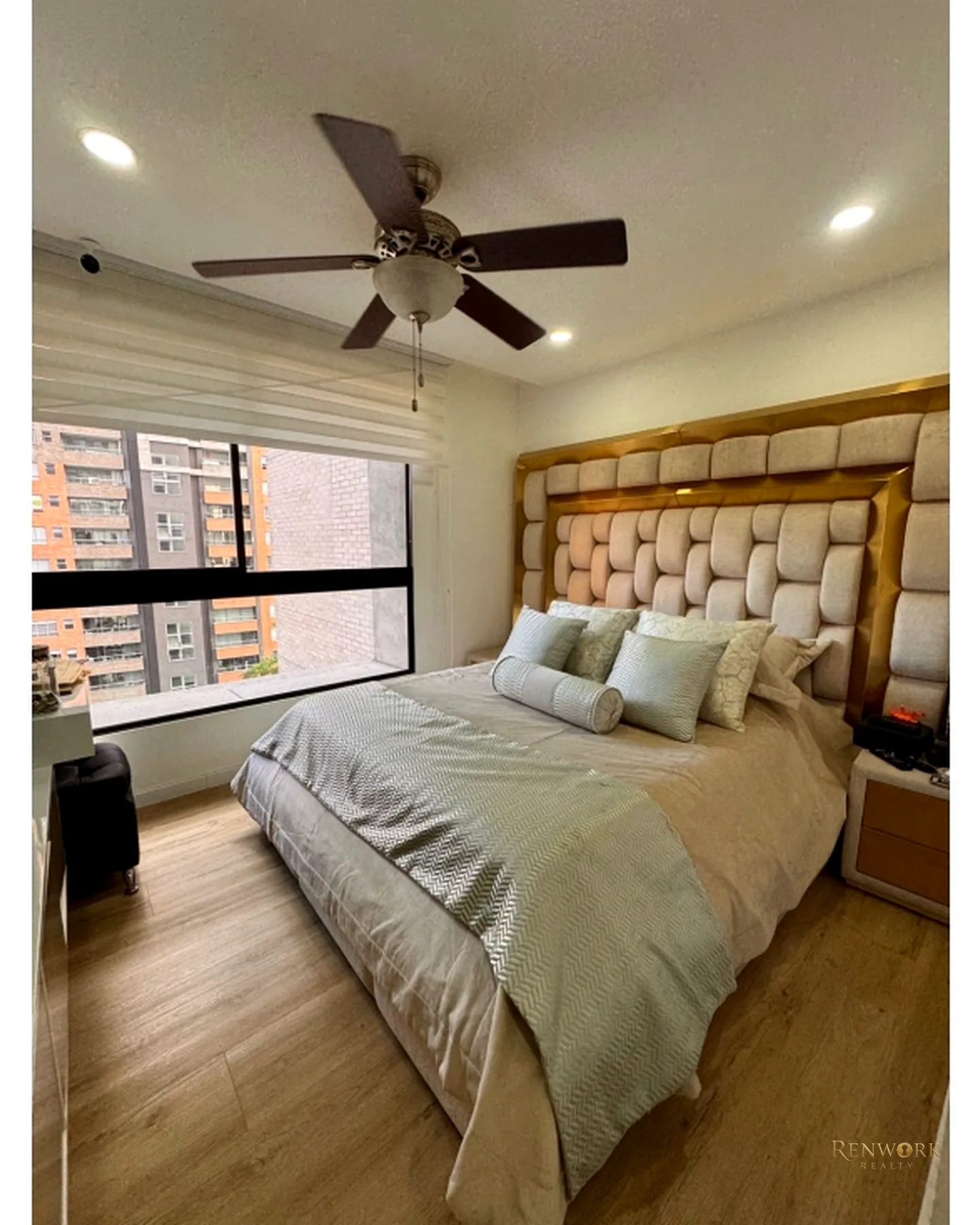 EN VENTA EXCLUSIVO APARTAMENTO EN EL POBLADO · foto 8