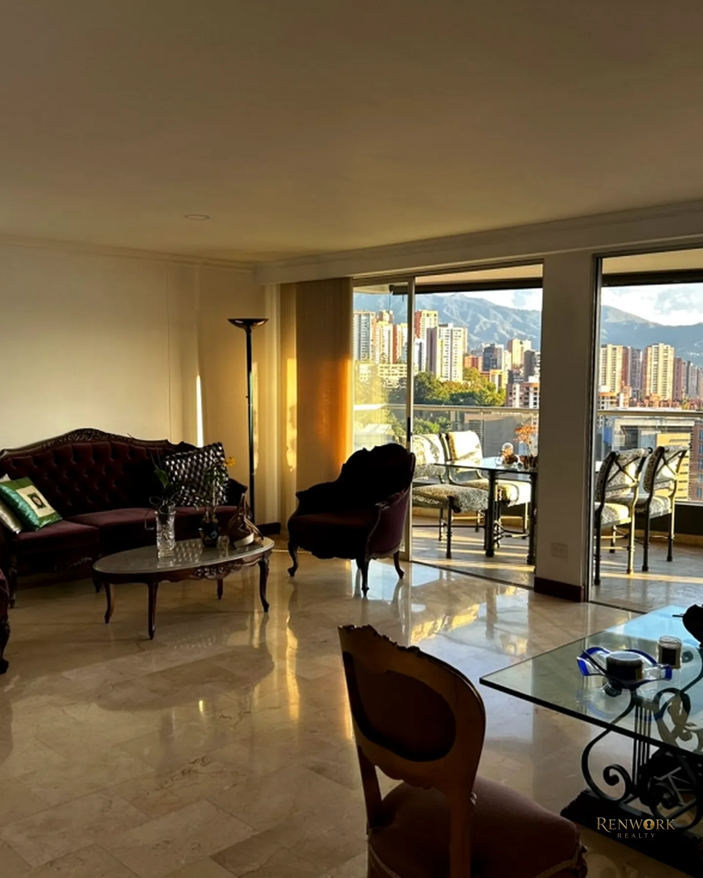 EN VENTA: EXCLUSIVO APARTAMENTO SECTOR EL CES, POBLADO PARTE ALTA · foto 2