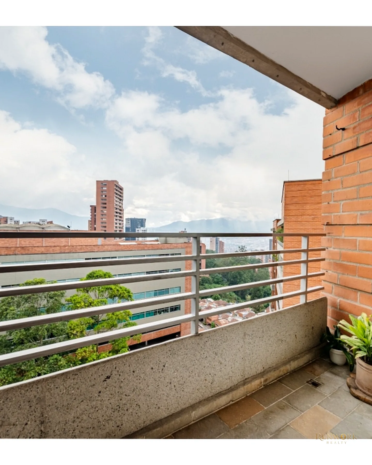 EN VENTA: EXCLUSIVO APARTAMENTO SECTOR EL TESORO, POBLADO · foto 20