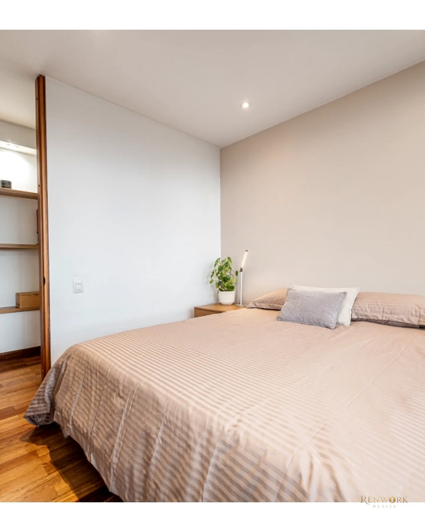 EN VENTA: EXCLUSIVO APARTAMENTO SECTOR EL TESORO, POBLADO · foto 12