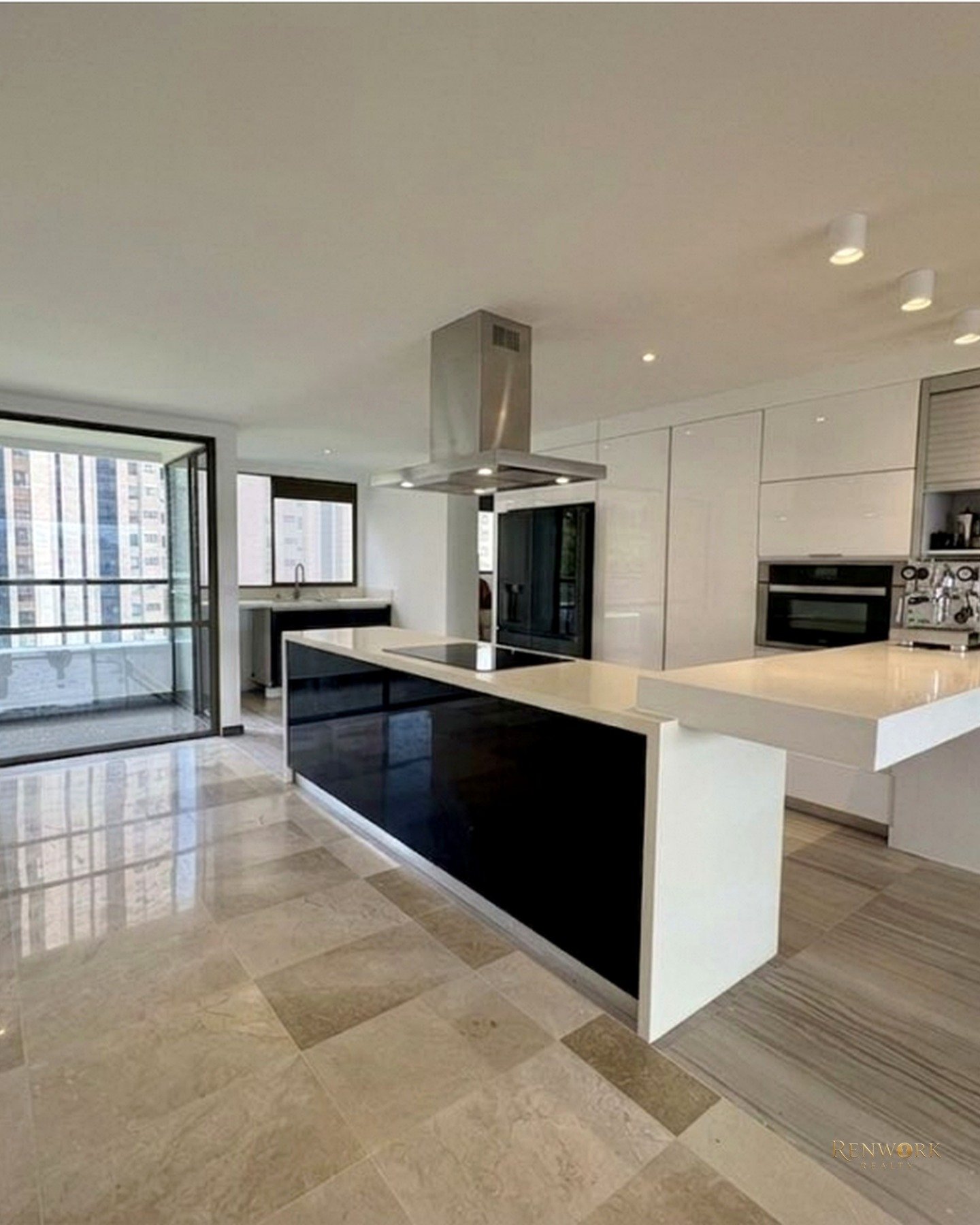 ESPECTACULAR APARTAMENTO EN EL POBLADO DE 220 M² SECTOR LA CALERA · foto 3