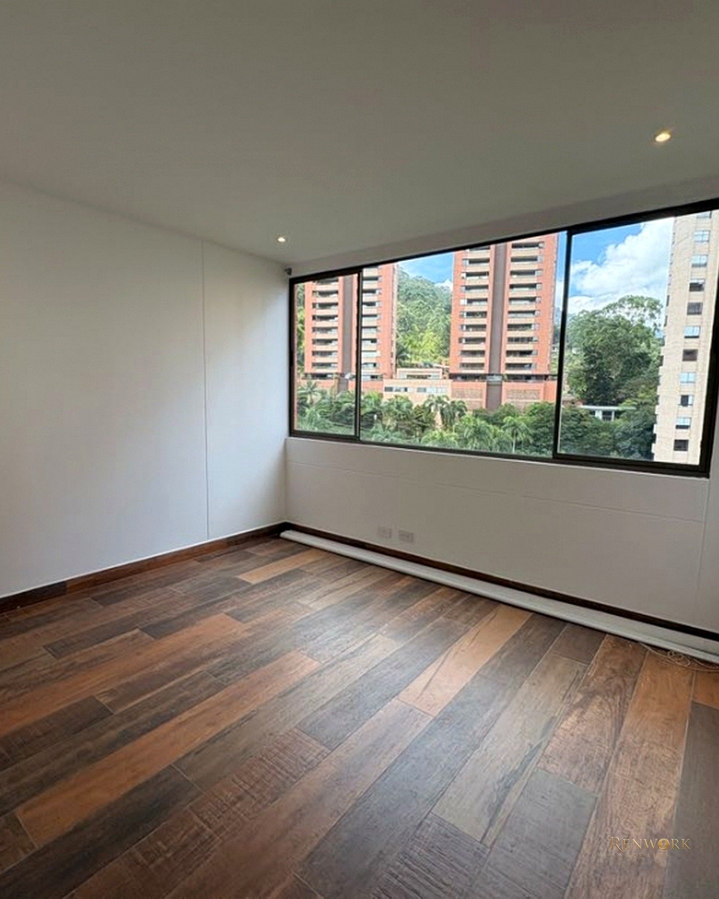 ESPECTACULAR APARTAMENTO EN EL POBLADO DE 220 M² SECTOR LA CALERA · foto 11