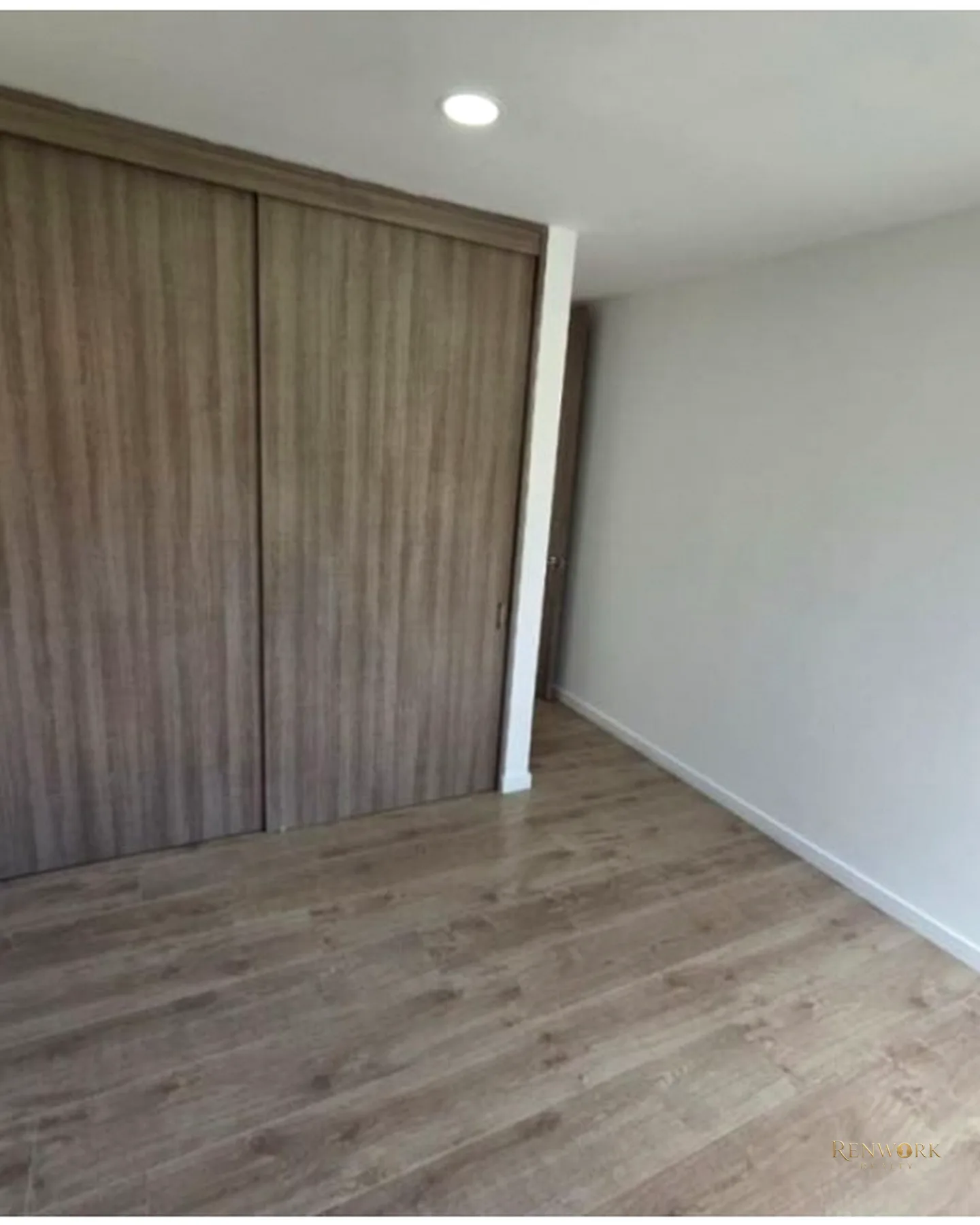 ESPECTACULAR APARTAMENTO EN LA LOMA DEL ESMERALDAL LINDA UNIDAD · foto 5