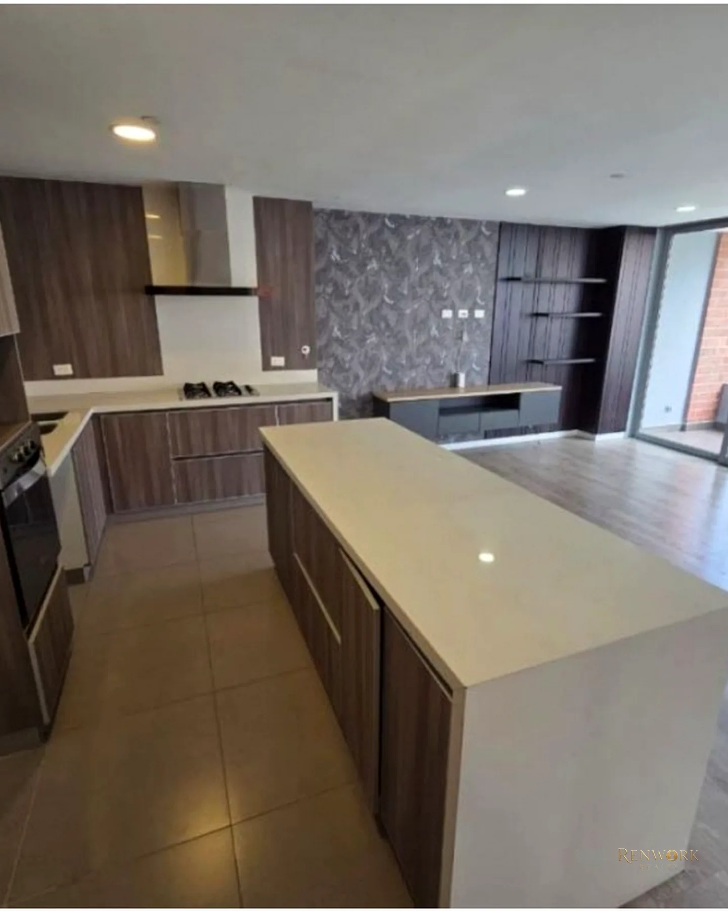 ESPECTACULAR APARTAMENTO EN LA LOMA DEL ESMERALDAL LINDA UNIDAD · foto 4