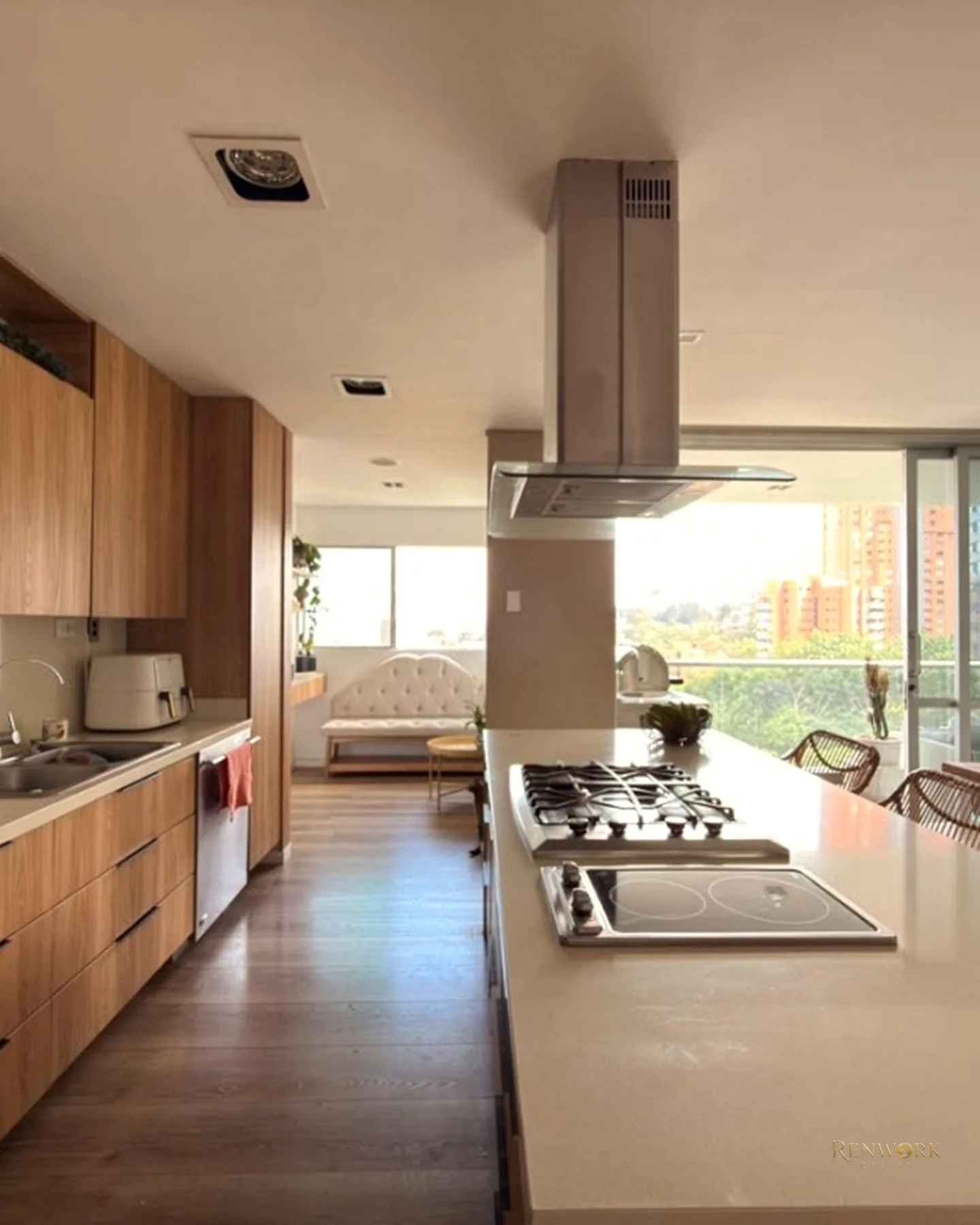 ESPECTACULAR APARTAMENTO EN POBLADO SAN LUCAS · foto 3