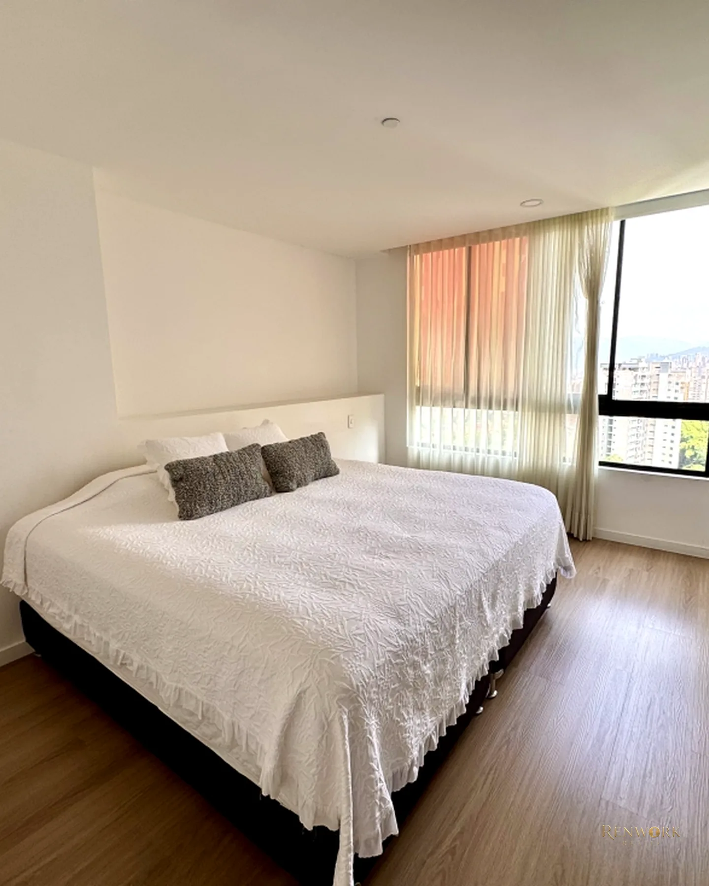 ESPECTACULAR APARTAMENTO EN VENTA ENVIGADO LOMA DE LAS BRUJAS · foto 12