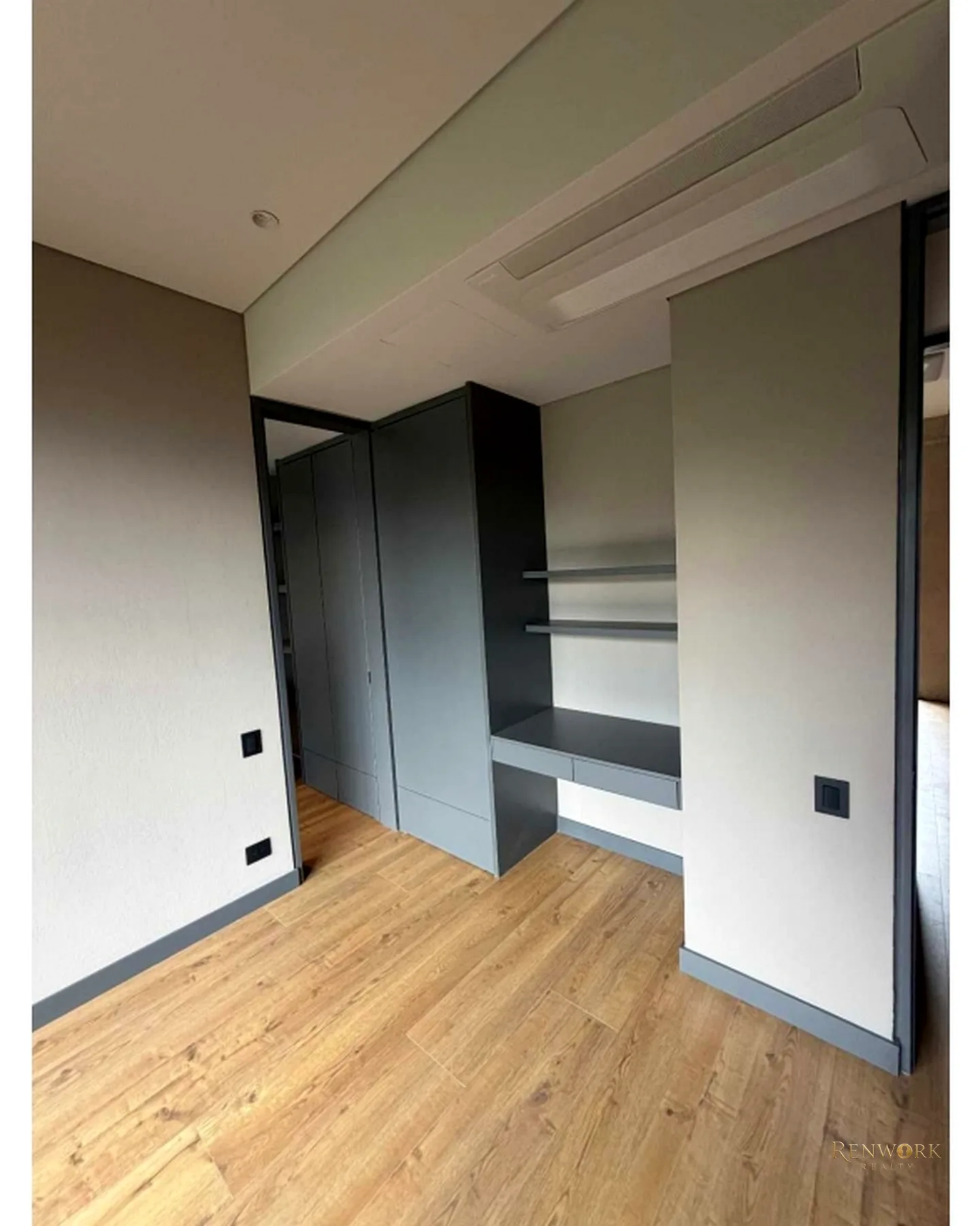 ESPECTACULAR APARTAMENTO VENTA POBLADO CASTROPOL CON TERRAZA, MODERNO · foto 8