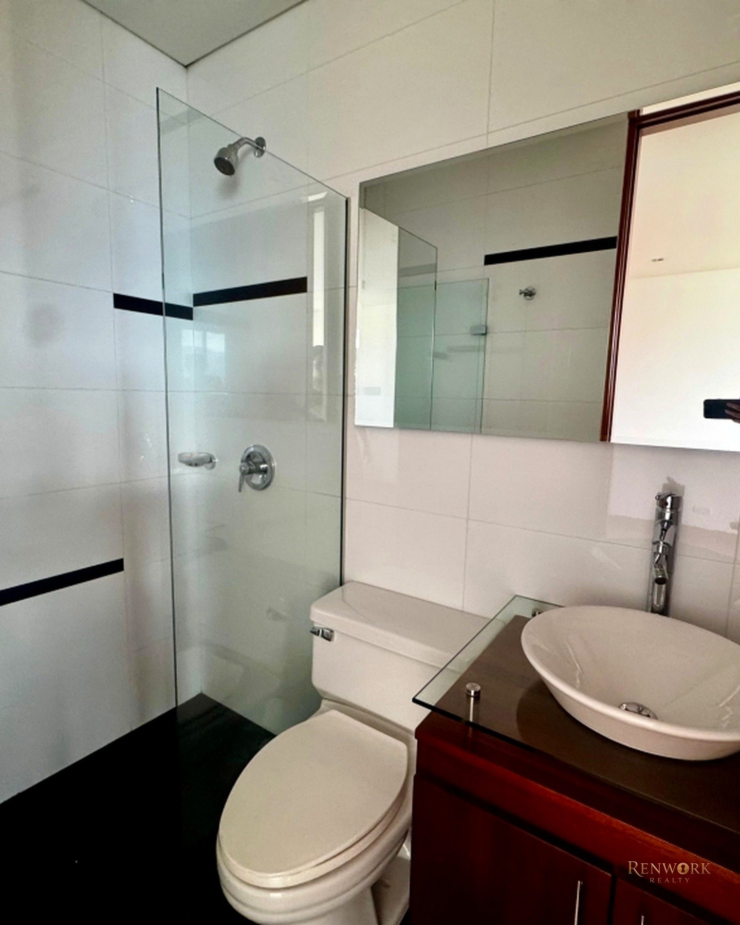 ESPECTACULAR APTO EN VENTA Y ARRIENDO LOMA DE LOS GONZALES · foto 9