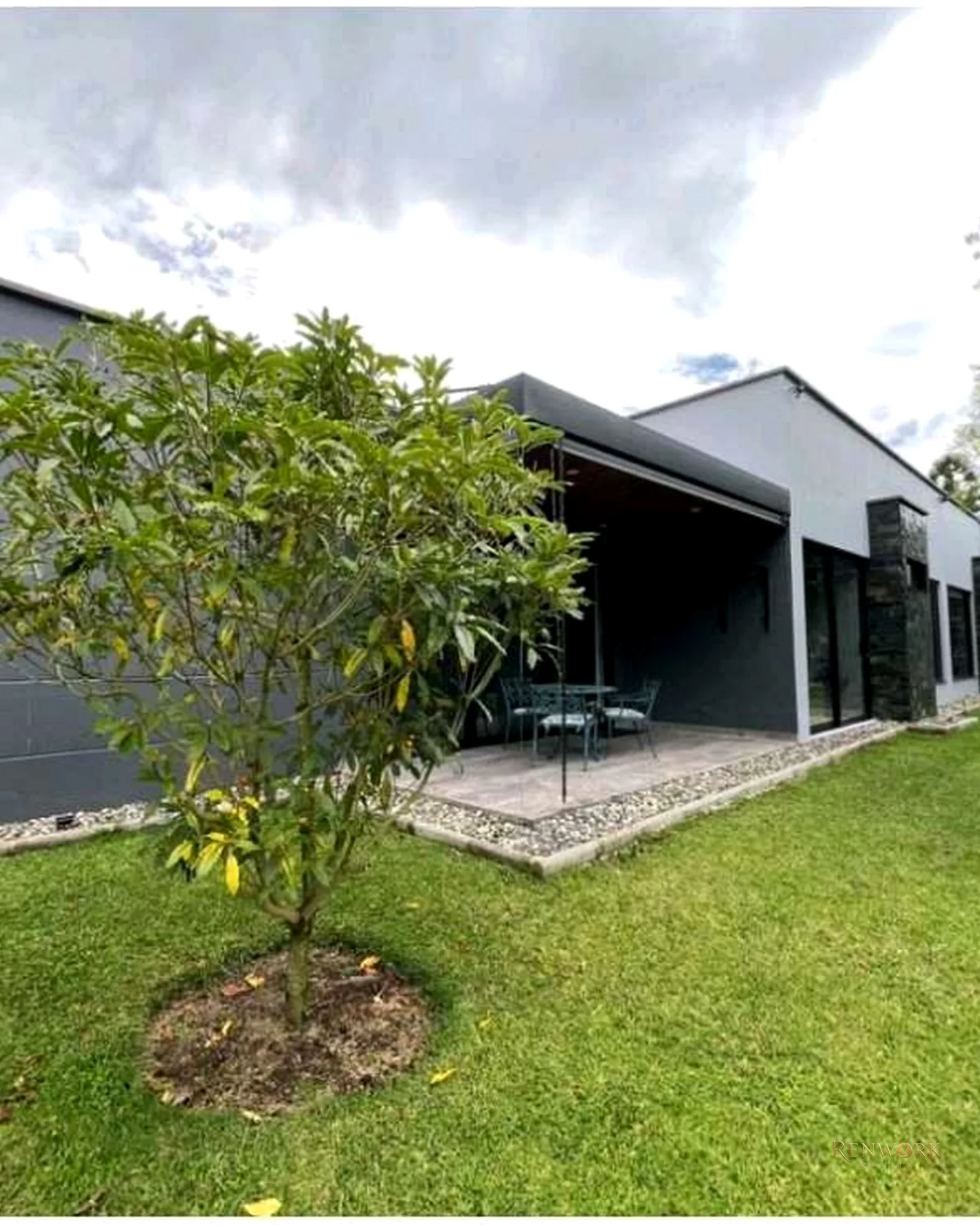 ESPECTACULAR CASA EN UNIDAD CERRADA EN EL RETIRO · foto 11