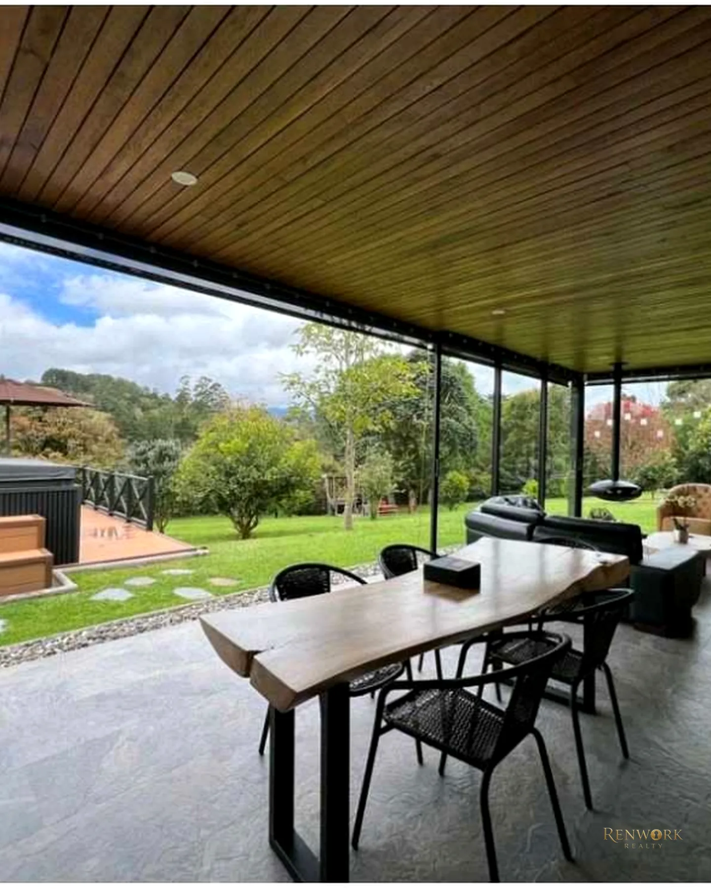ESPECTACULAR CASA EN UNIDAD CERRADA EN EL RETIRO · foto 16